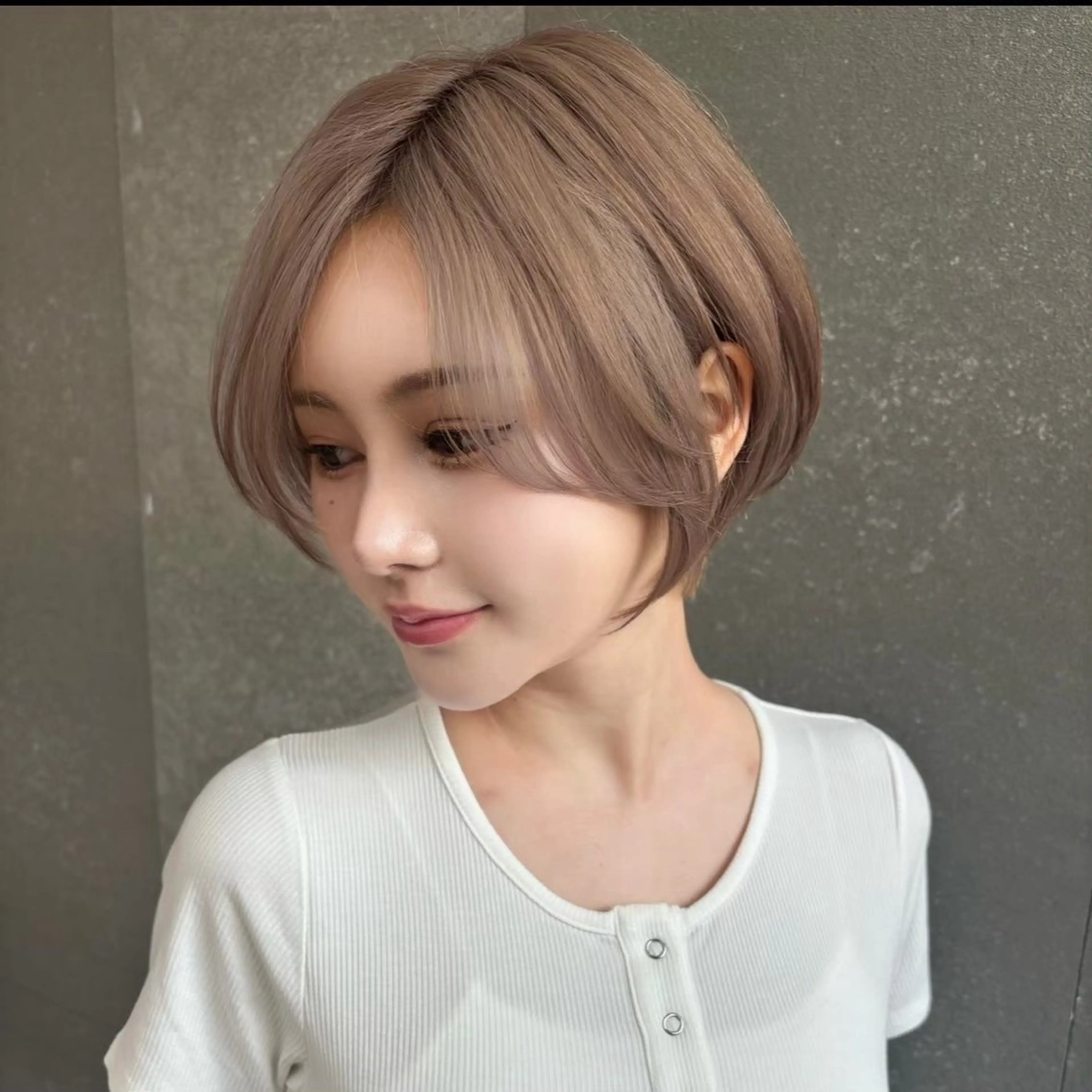 ショート ショートヘア 小顔カット ウメダナオヤ/ くびれヘア✨のヘアスタイル