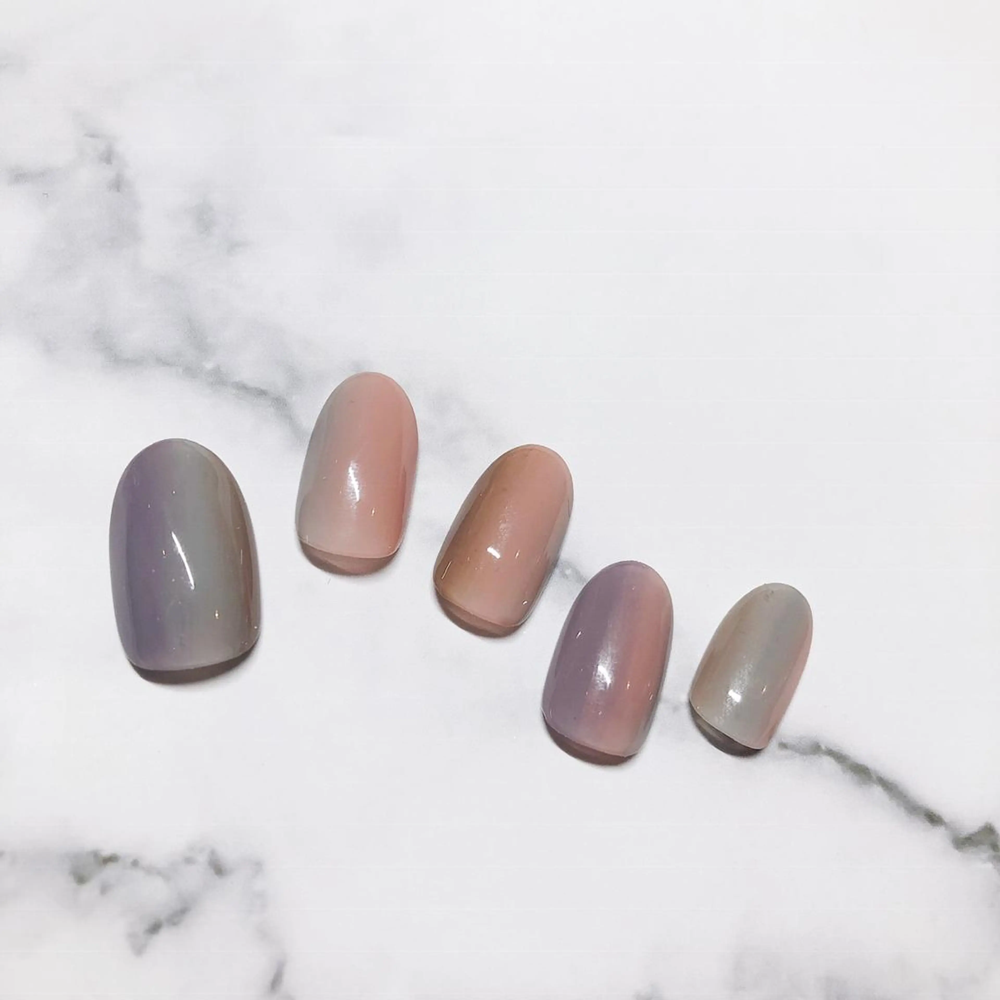 ネイル ハンドネイル 🌞💜 KAORI 🌴のネイルデザイン