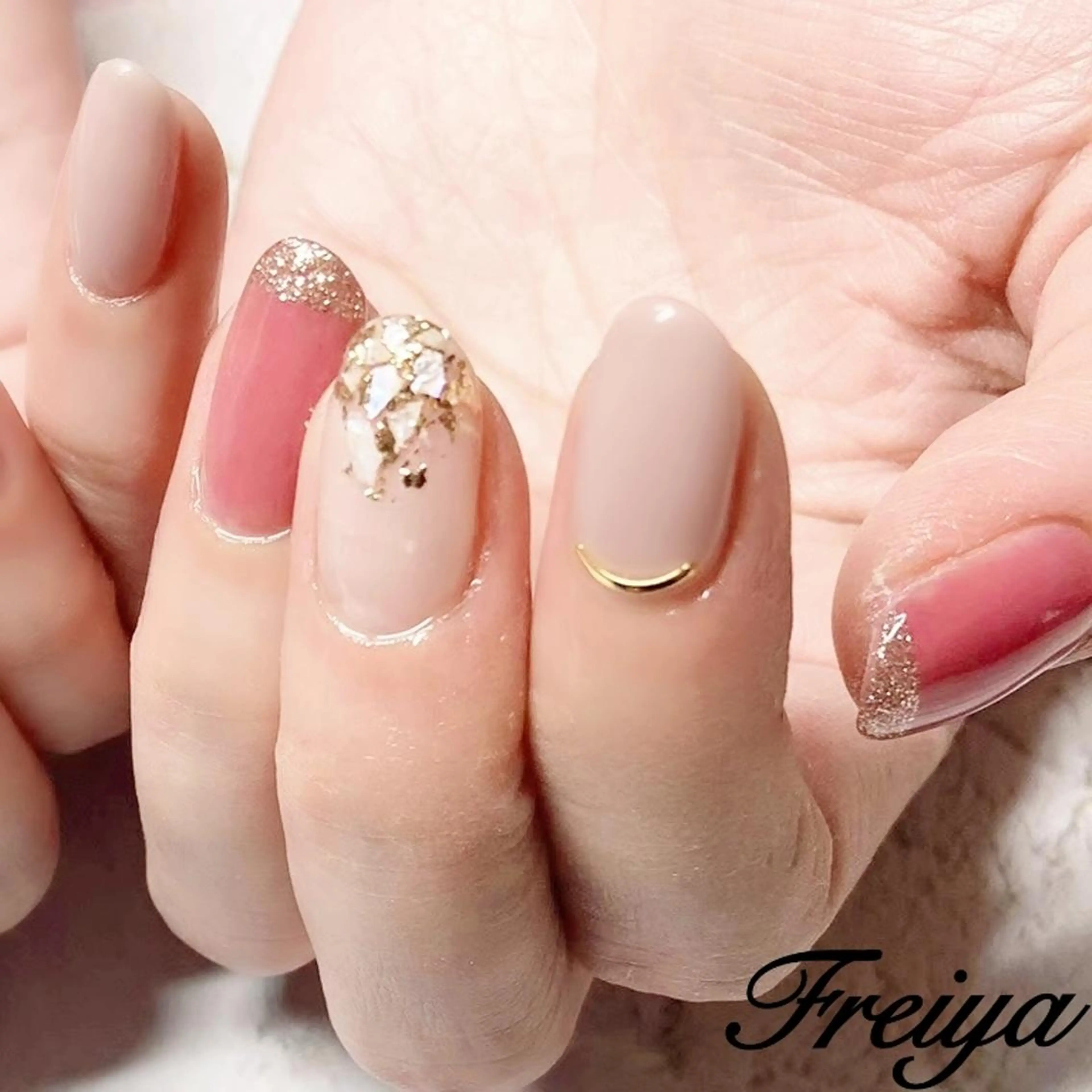 ネイル FREIYA マツエク、ネイルのマツエク・マツパデザイン
