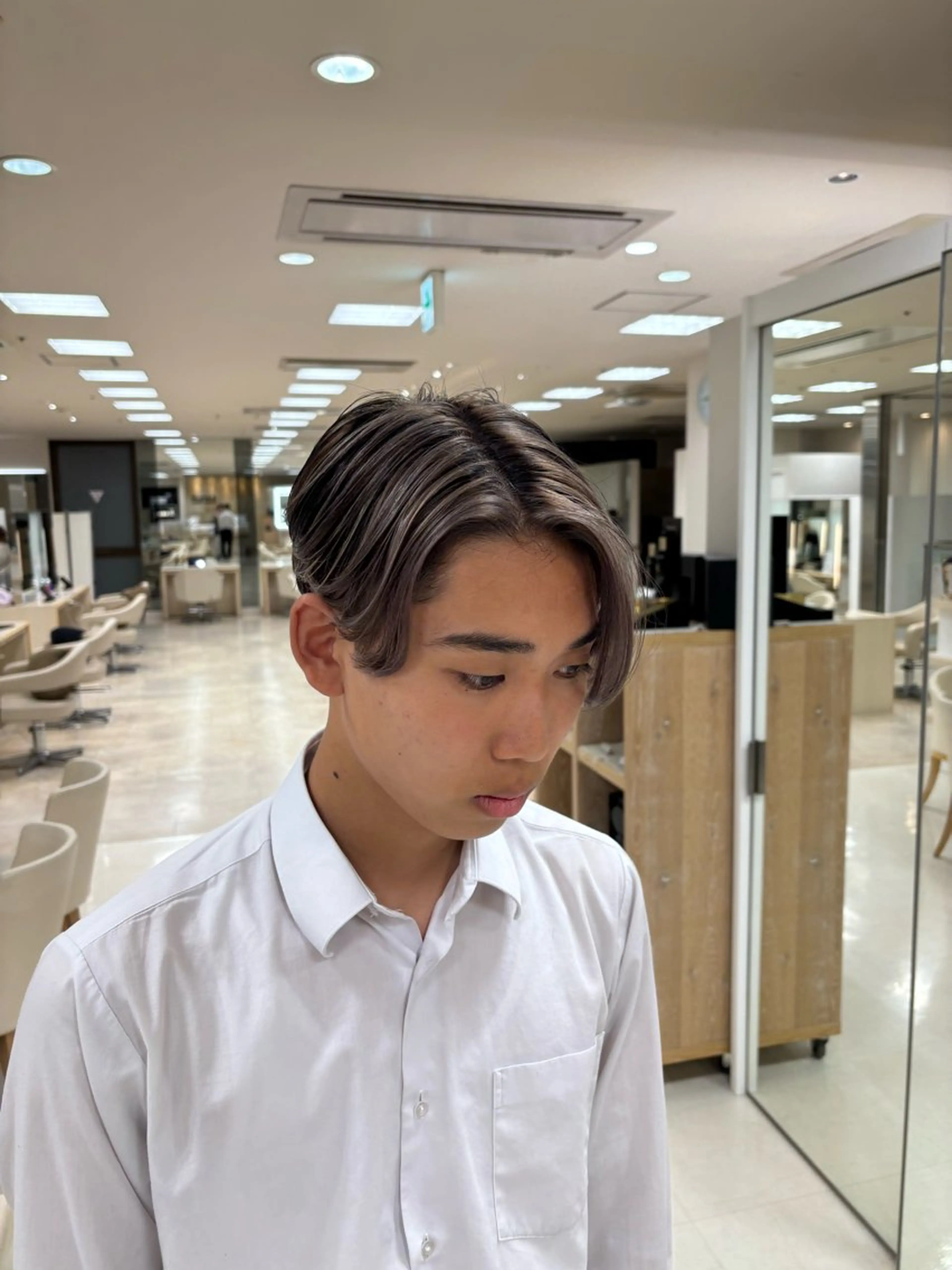 《🌈大流行カラー🌈》メンズ カット＋バレイヤージュ＋トリートメント✨️の写真