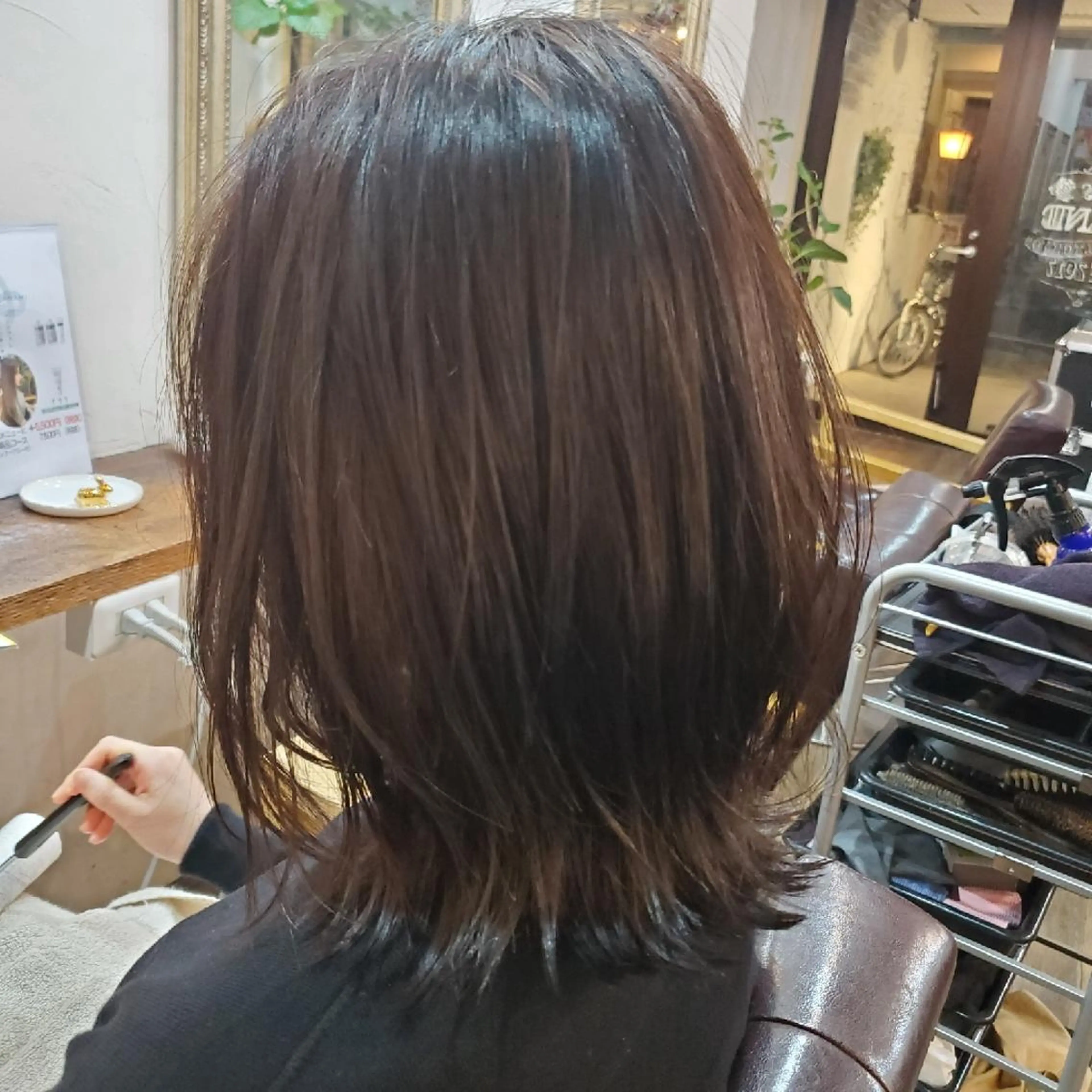 ミディアム カラー カット ヘアカラー トリートメント 韓国レイヤー柔らかい 地毛風縮毛矯正／マツのヘアスタイル