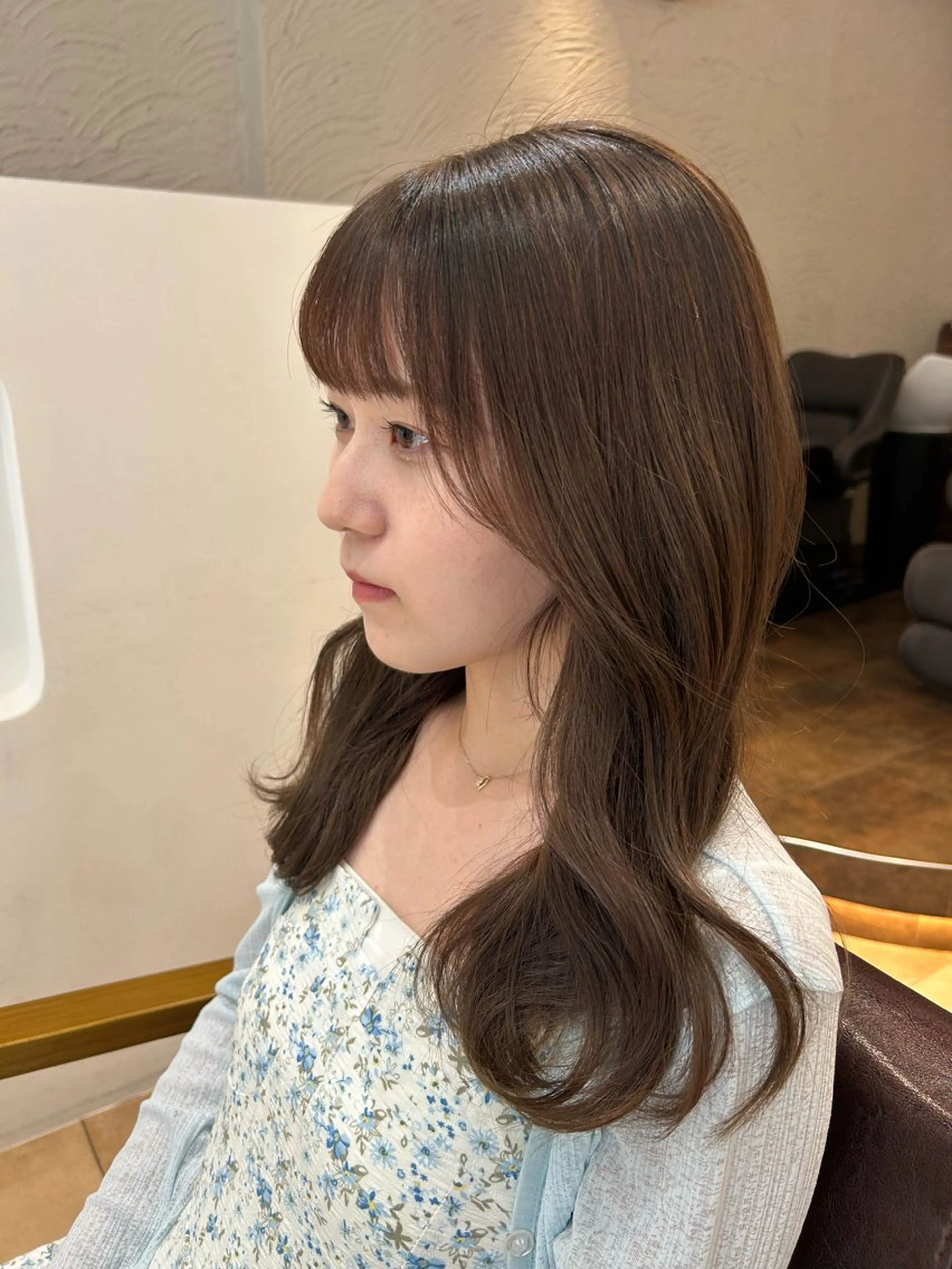 セミロング カラー 🥀韓国ヘア🥀 宮津真菜のヘアスタイル