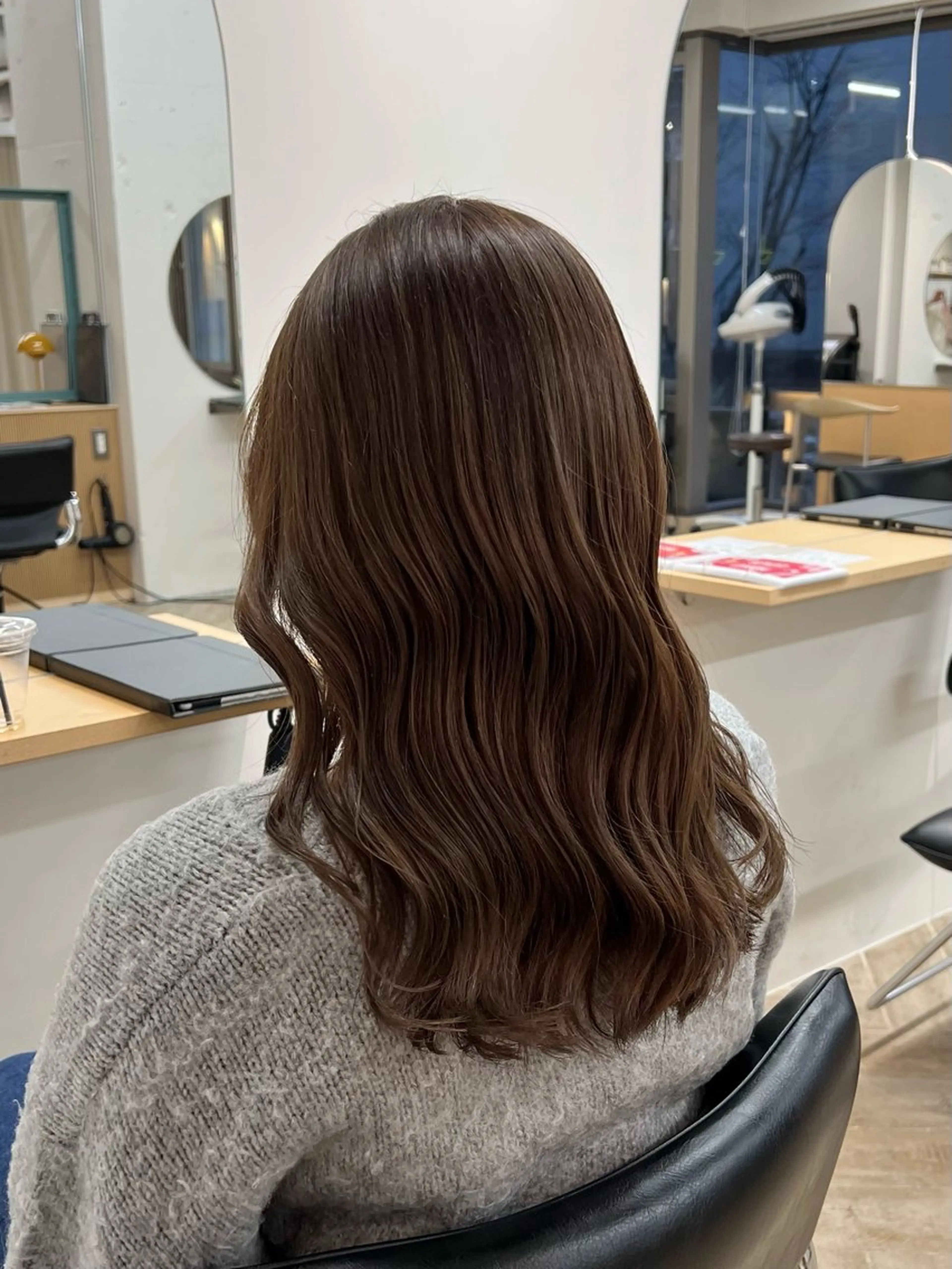 セミロング カラー カット ヘアカラー トリートメント ベージュ/髪質改善 新潟/万代/井上佑のヘアスタイル