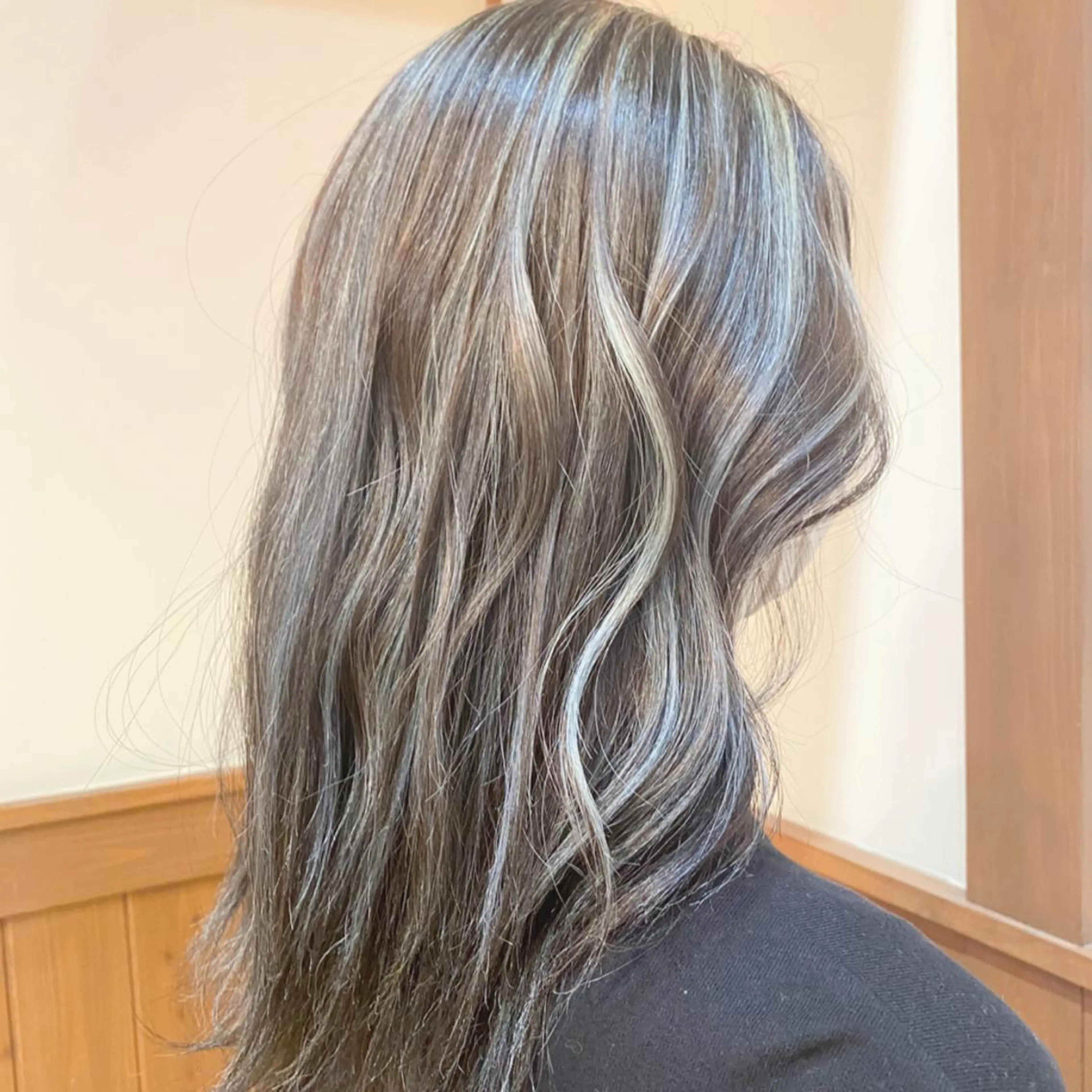 セミロング カラー ヘアアレンジ topstylist 野口　雅のヘアスタイル