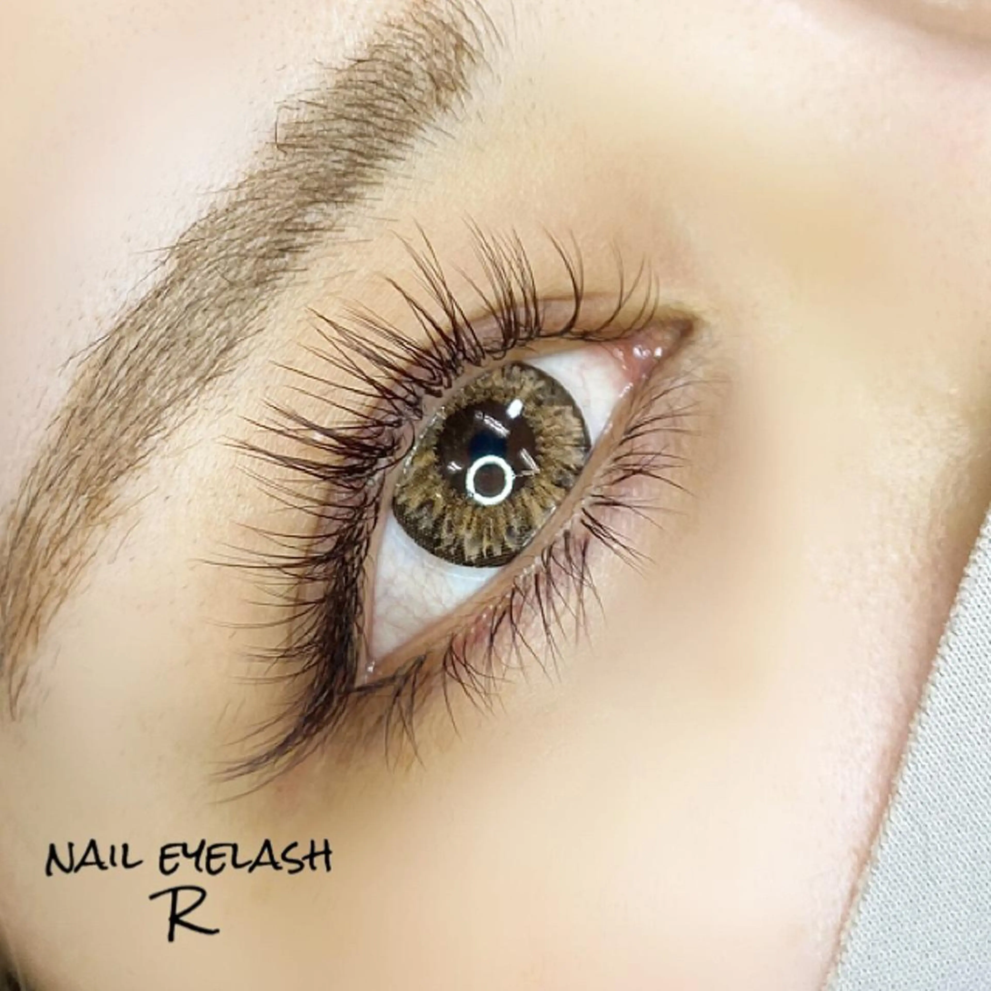 マツエク・マツパ カラーマツエク eyelash R𓇼eri🐈️の眉毛・アイブロウイメージ