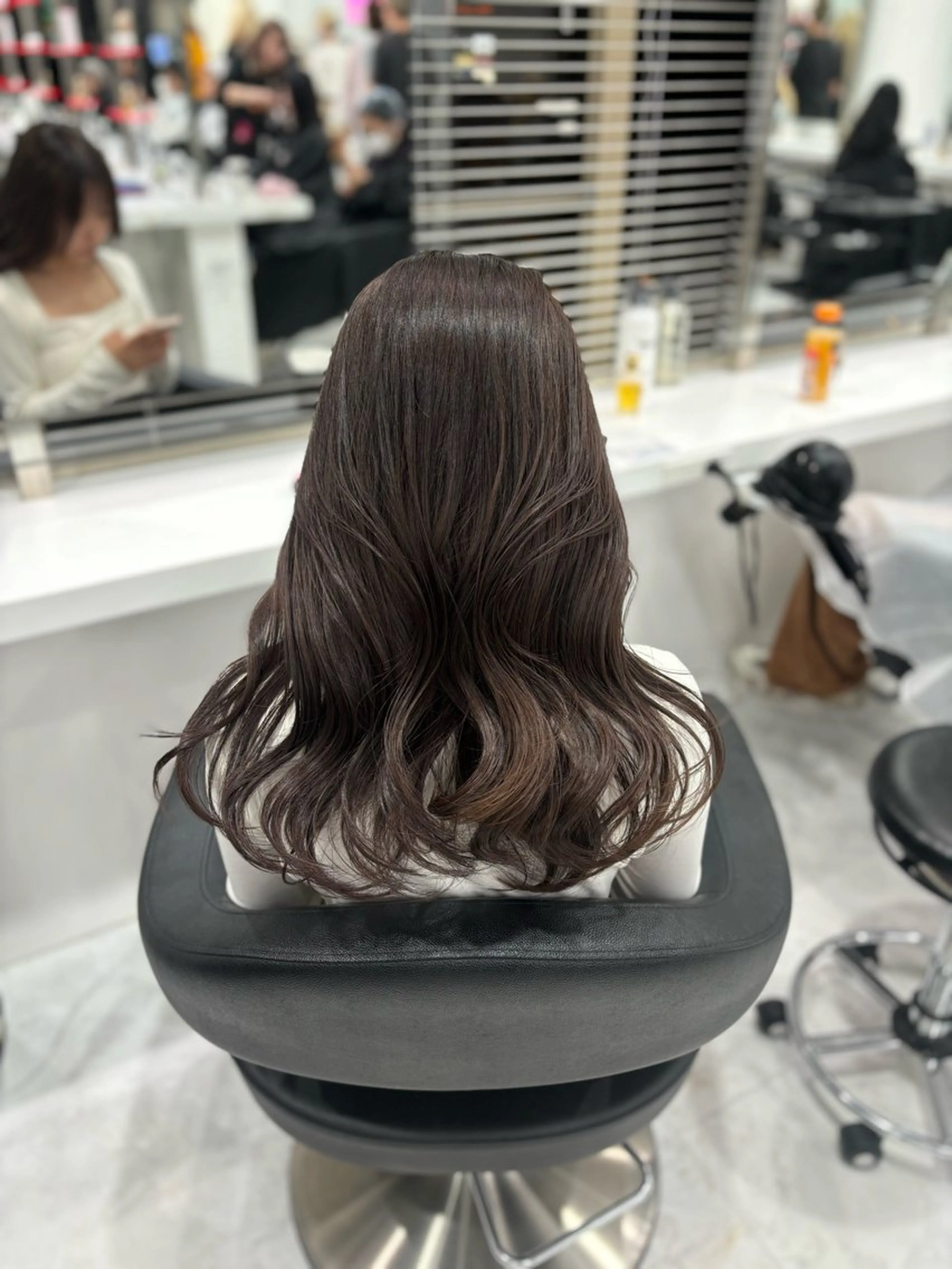 ロング まろっと艶感ブラウン ベージュ🤍まなかのヘアスタイル