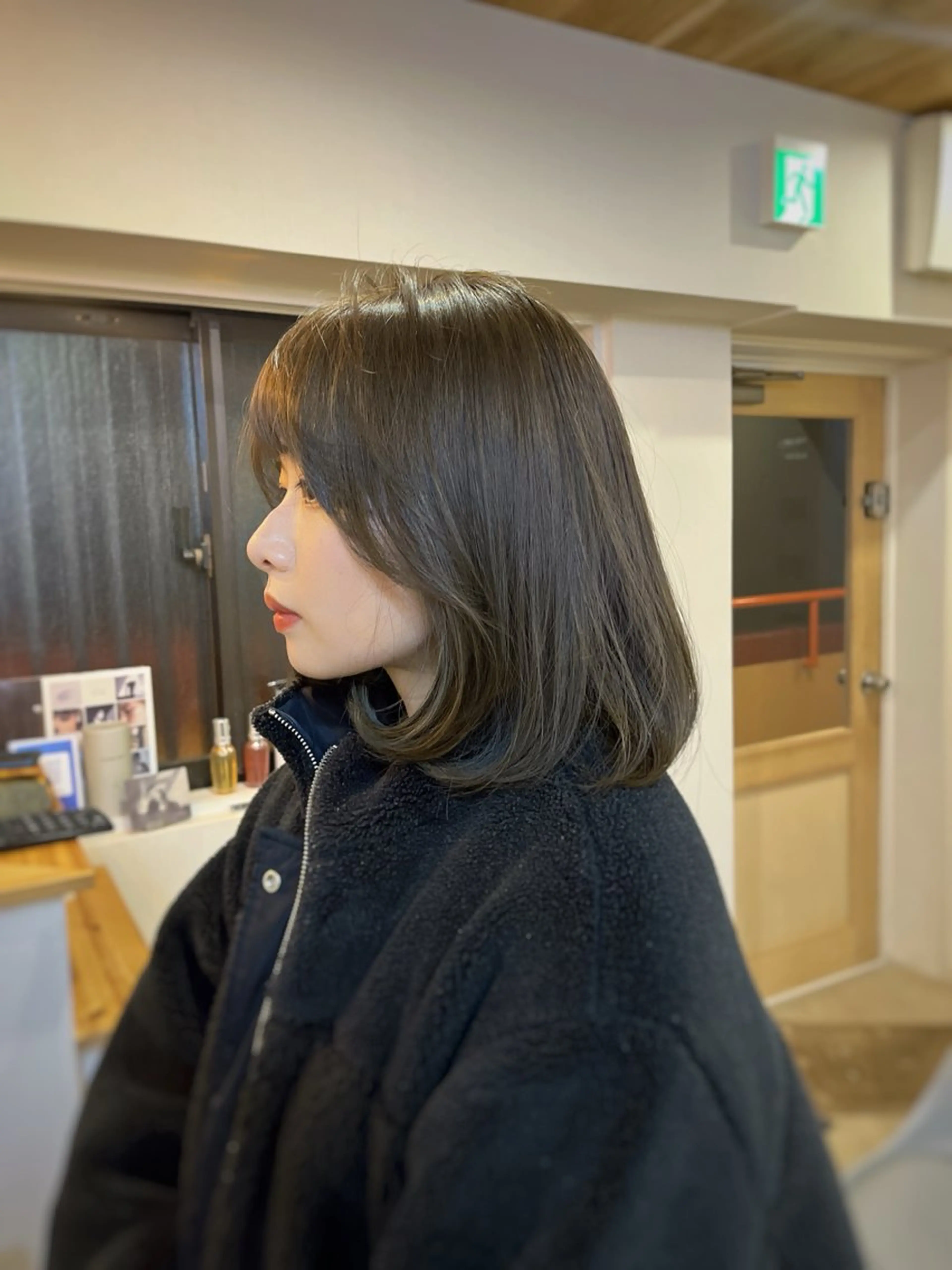 ミディアム カラー CLOVE所属・下石怜子/レイヤー/ 透明感カラーのヘアスタイル