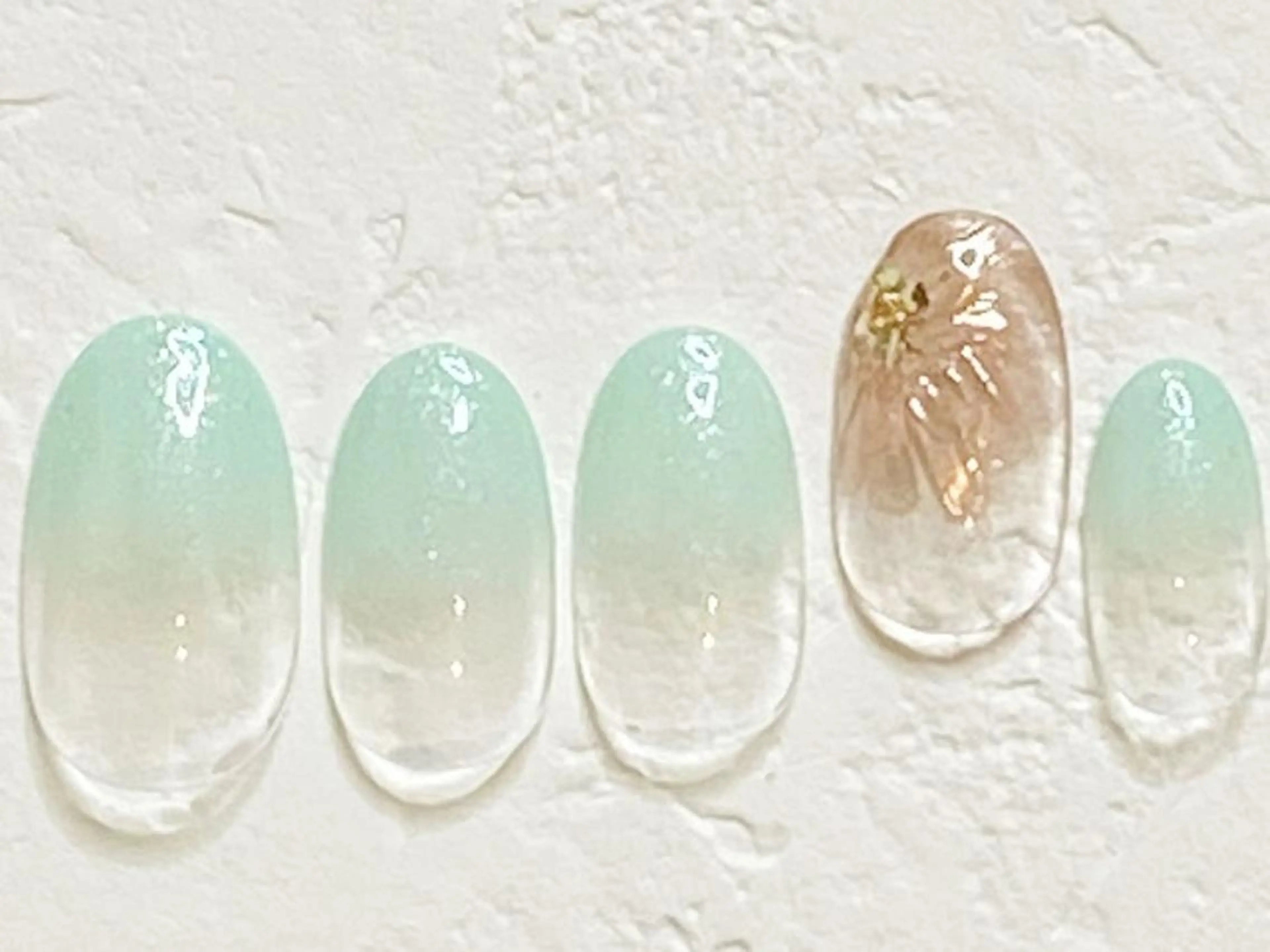 ネイル K. Harukaのネイルデザイン