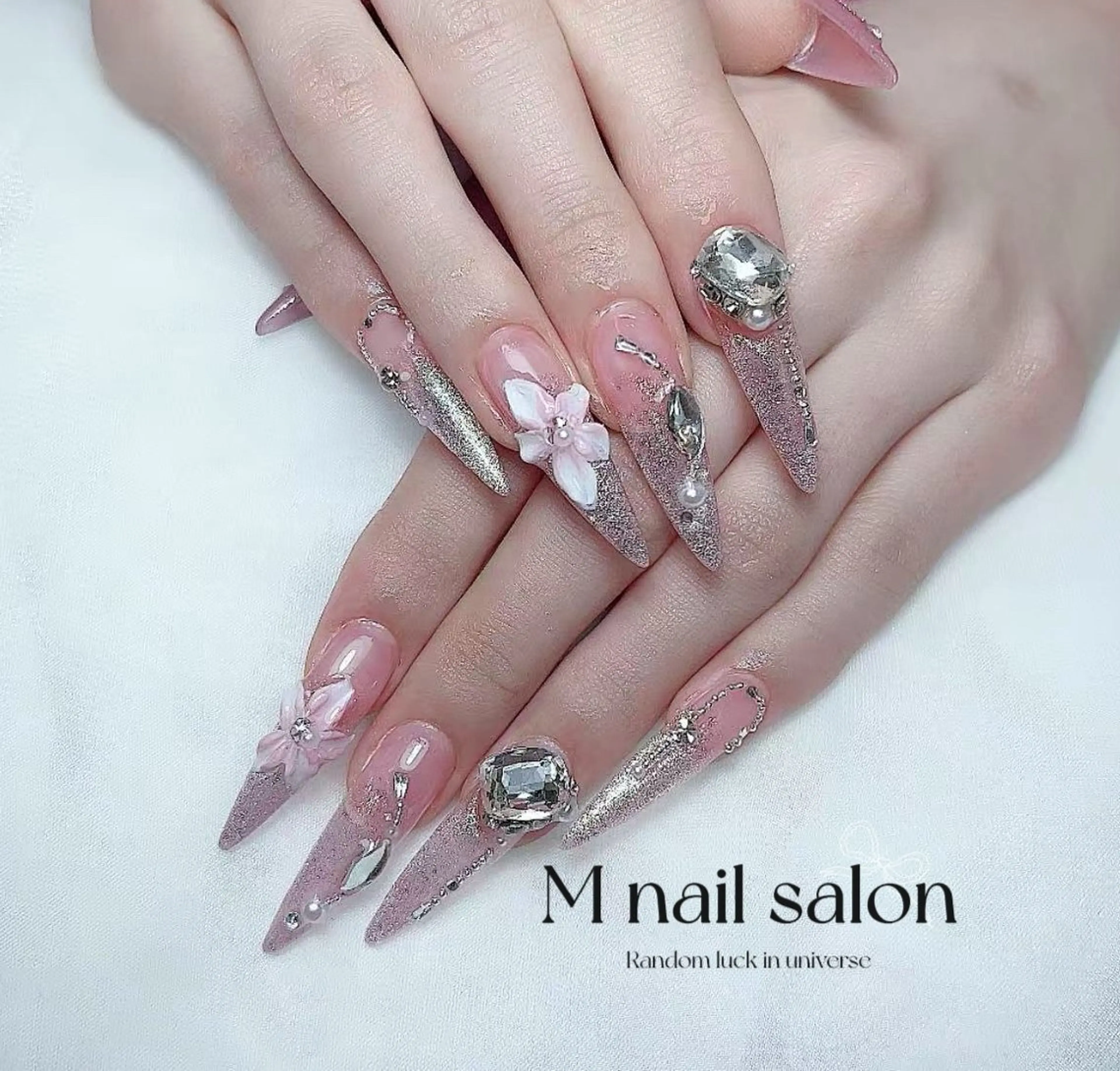ネイル ハンドネイル M🌷nail 長さだし専門店のネイルデザイン
