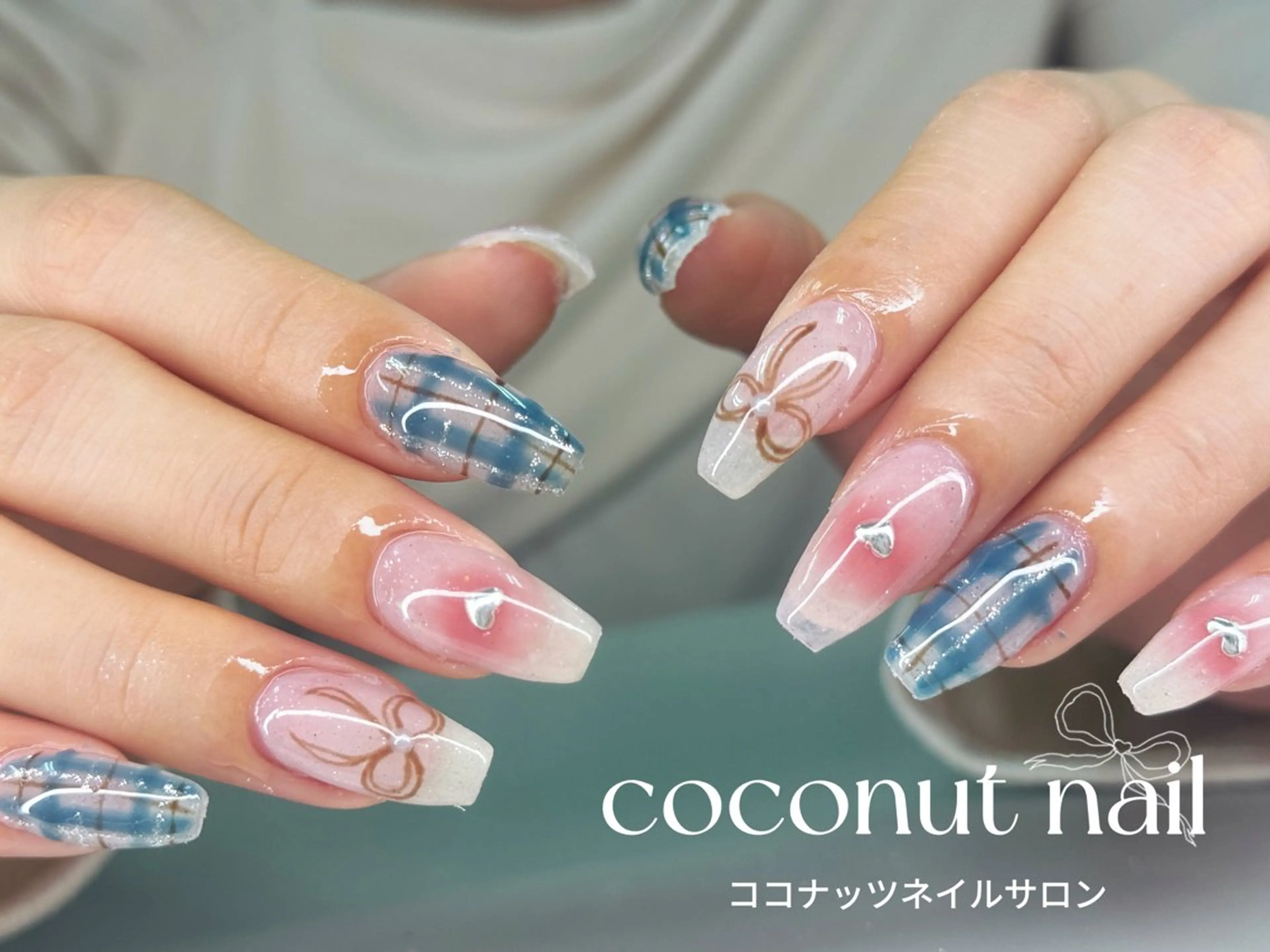 ネイル べっ甲ネイル フレンチネイル キラキラネイル マグネットネイル 大理石ネイル(マーブル) ハンドネイル 神田 ココナッツのネイルデザイン