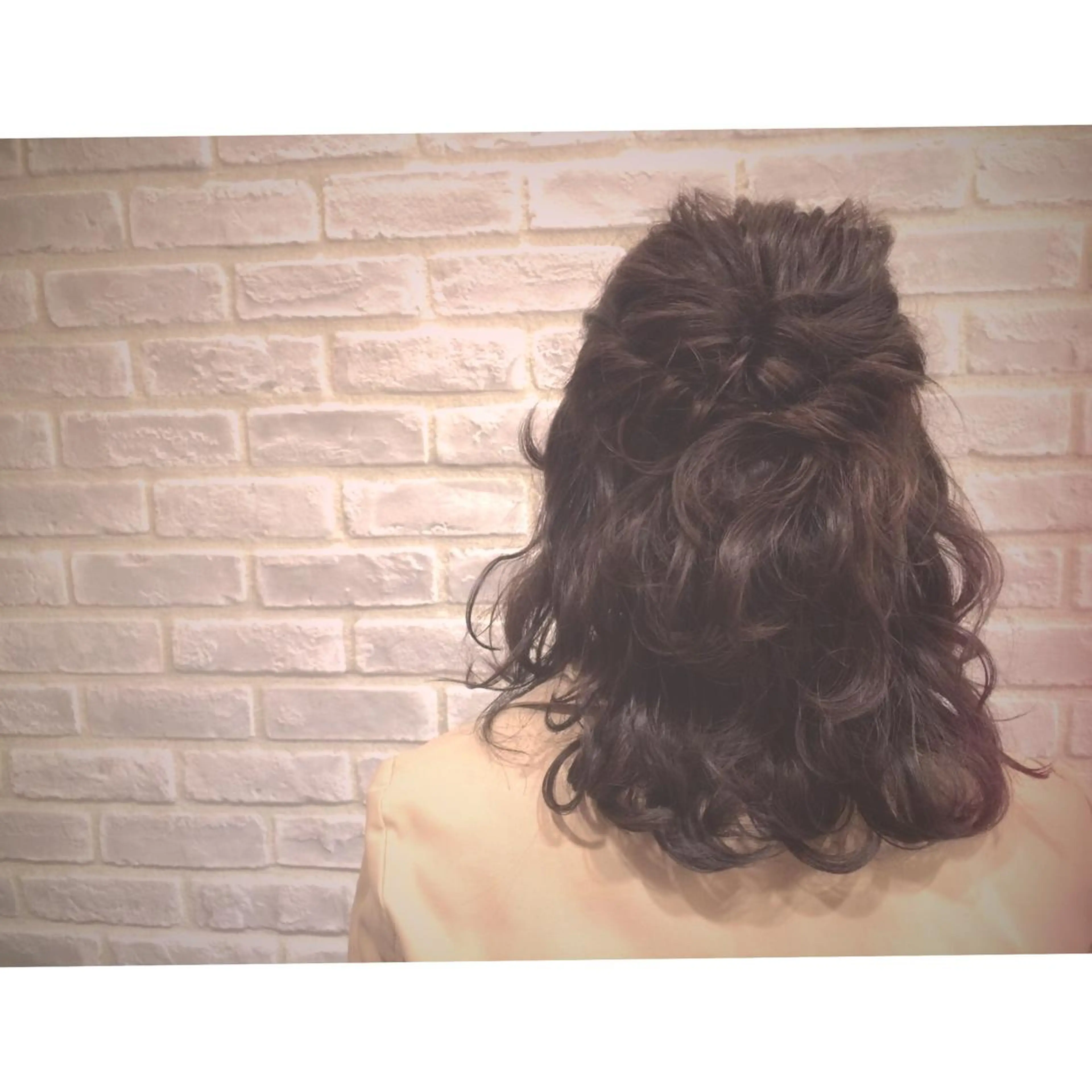 ミディアム ヘアアレンジ 藤井 菜緒のヘアスタイル