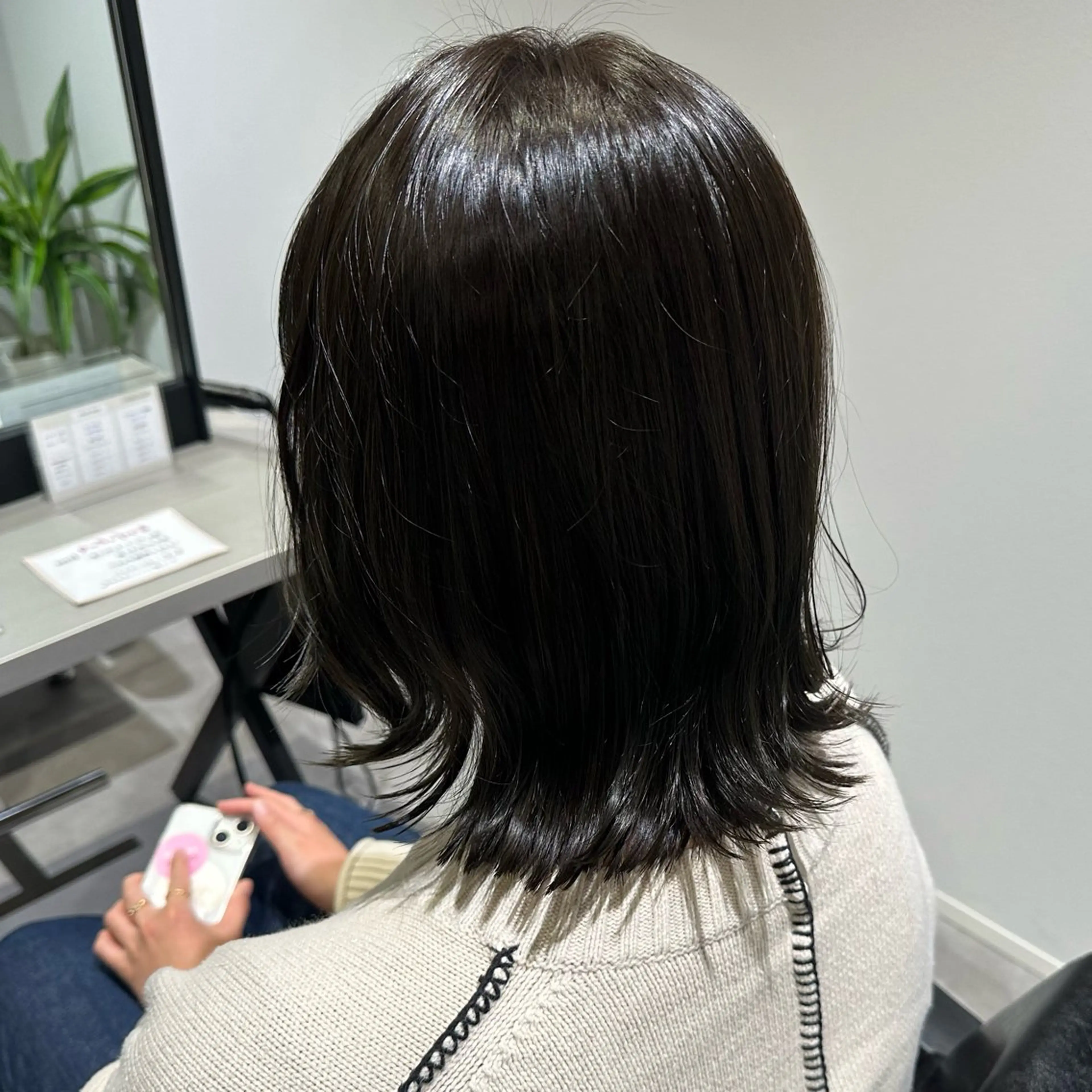 ミディアム カラー くびれヘア ヘアカラー トリートメント MIRUKA/ 暖色カラー/ベージュのヘアスタイル