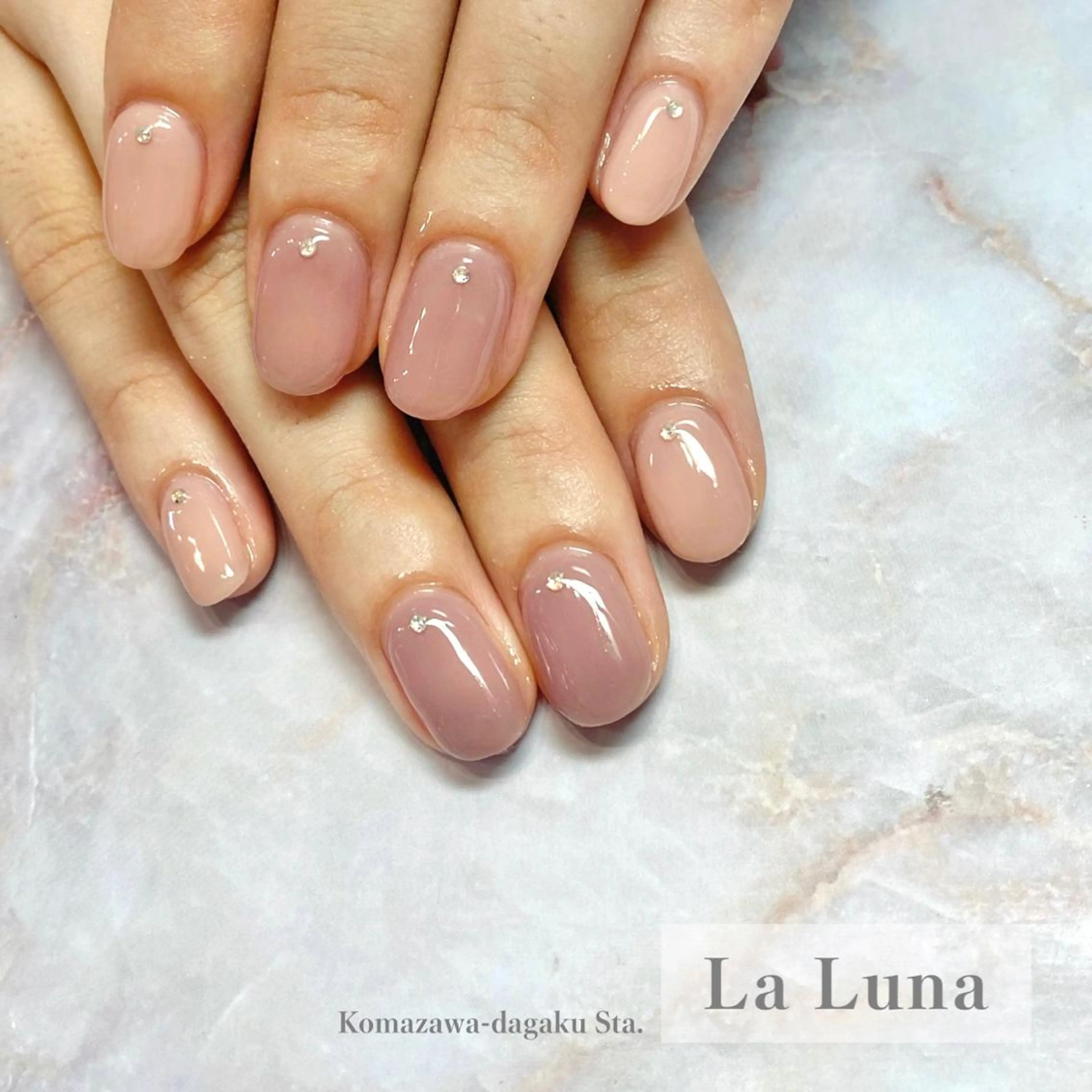 ネイル ワンカラーネイル LaLuna🌙 Natsukiのネイルデザイン