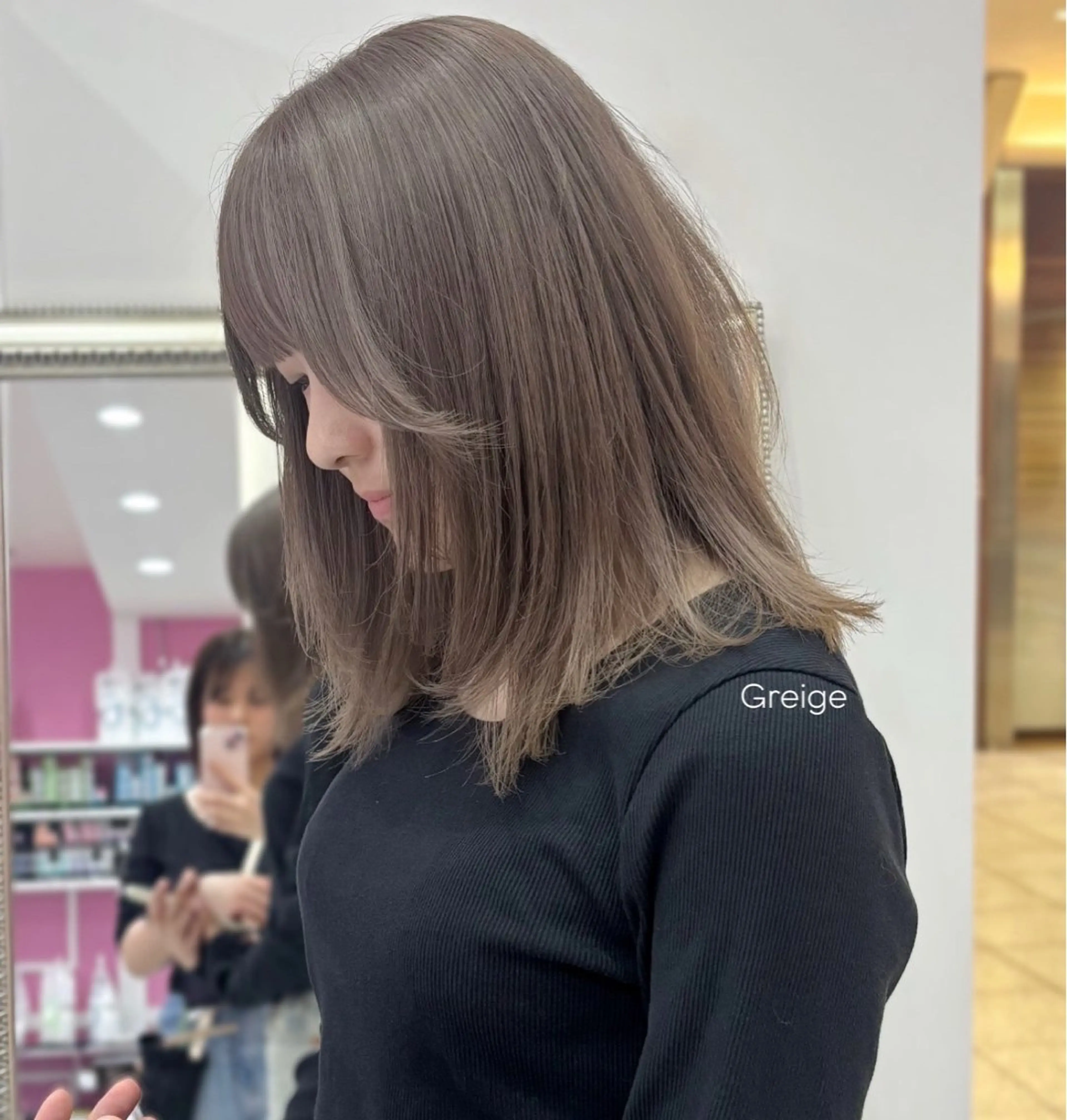 ミディアム カット ヘアカラー トリートメント 服部 沙弥佳のヘアスタイル