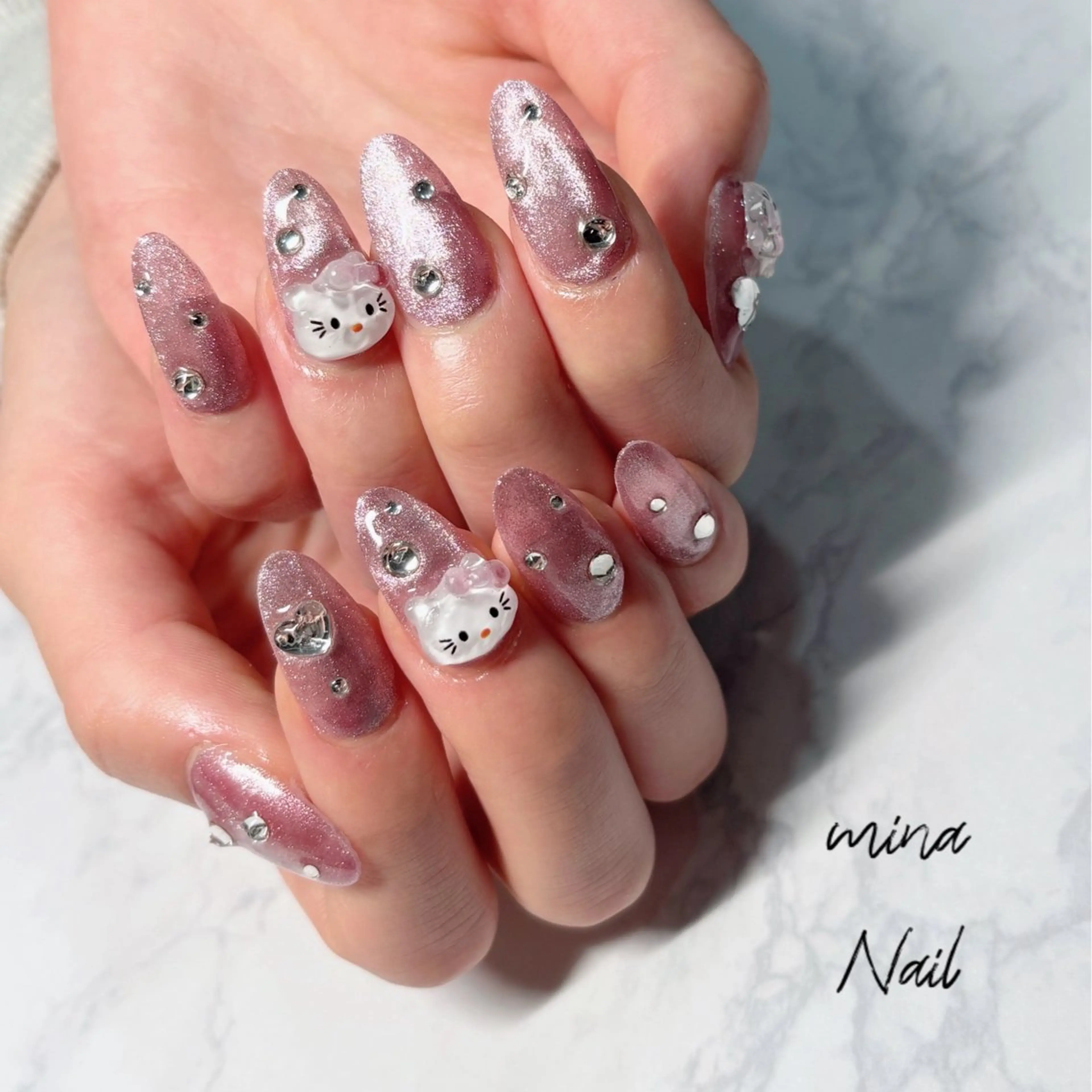 ネイル マグネットネイル mina Nailのネイルデザイン