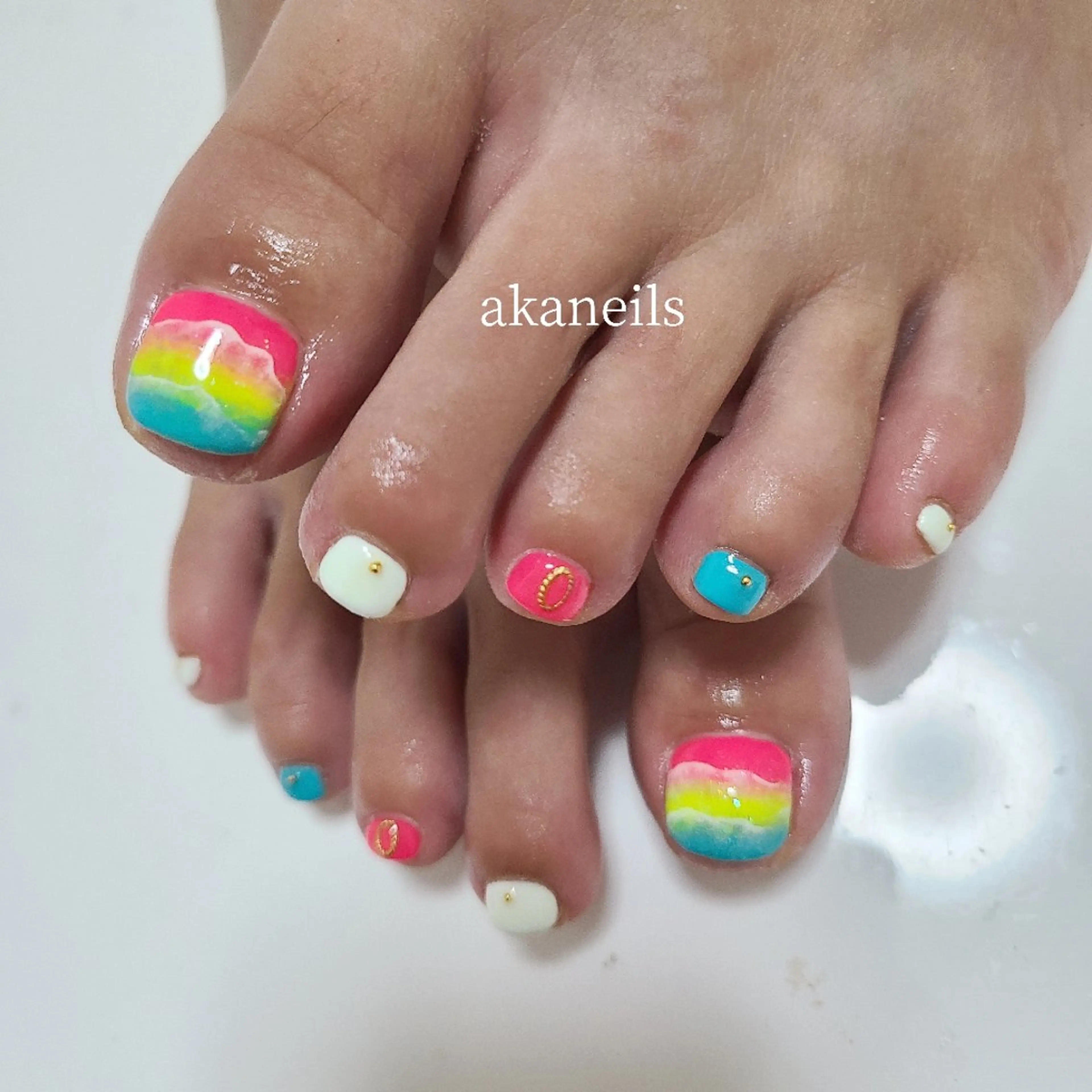 ネイル フットネイル 持ち込み 夏ネイル 【akaneils】 アカネのネイルデザイン
