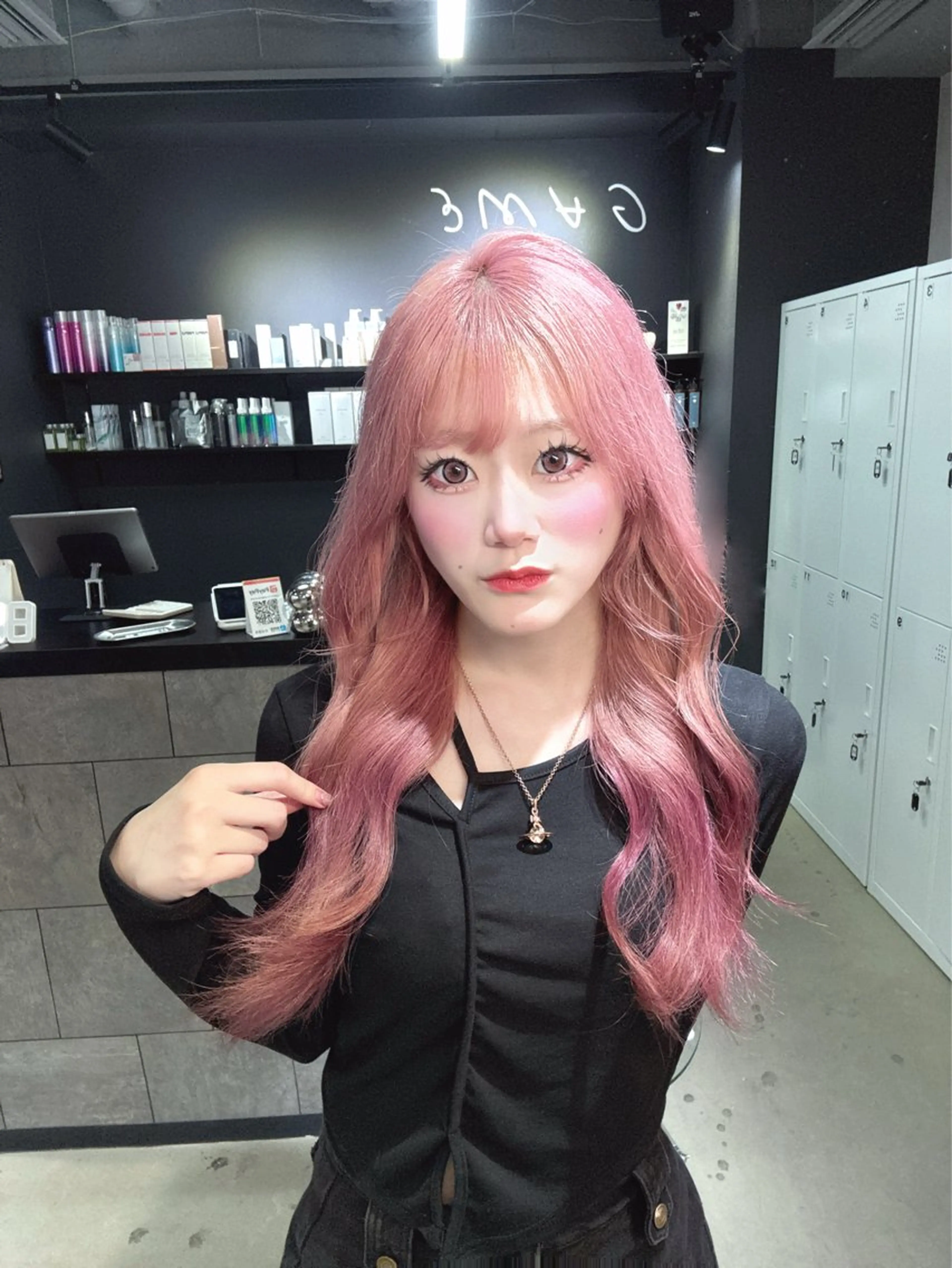 ミディアム カラー ハイトーンカラー ヘアカラー 大阪ハイトーン/ ピンク/ かえでのヘアスタイル