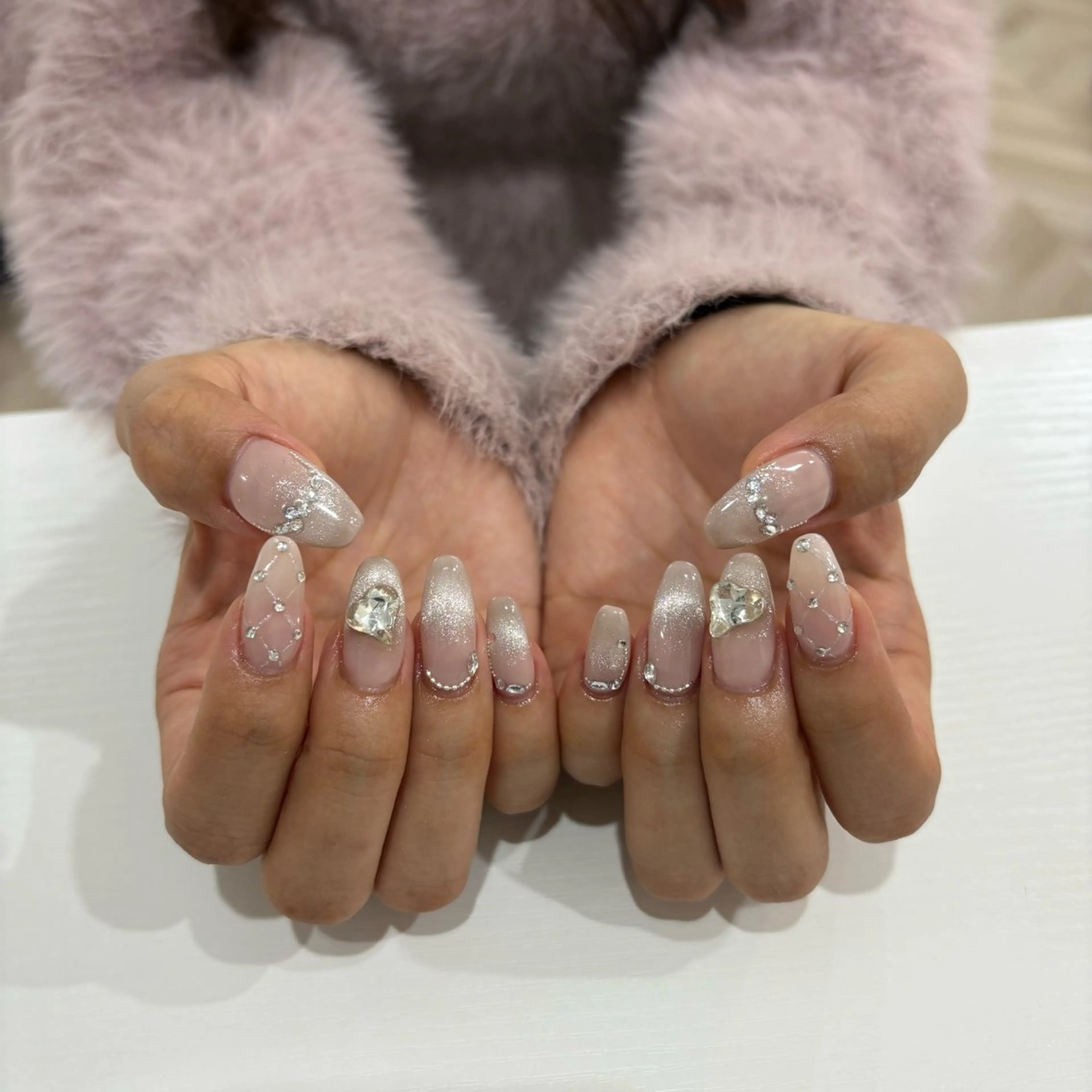 ネイル ハンドネイル ハンドケア THE BALM Noahのネイルデザイン