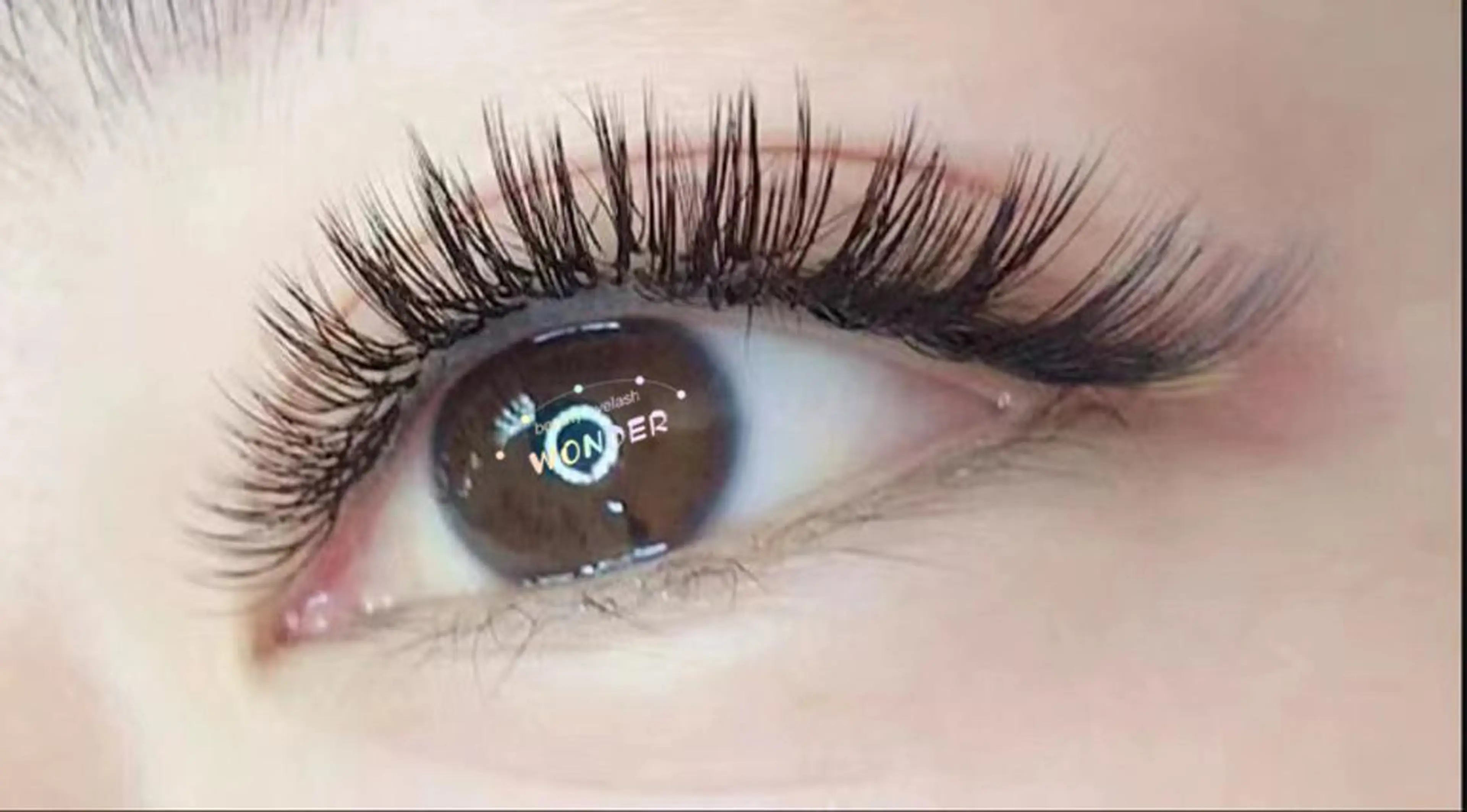 マツエク・マツパ ボリュームラッシュ トータルビューティー サロンワンダーのマツエク・マツパデザイン