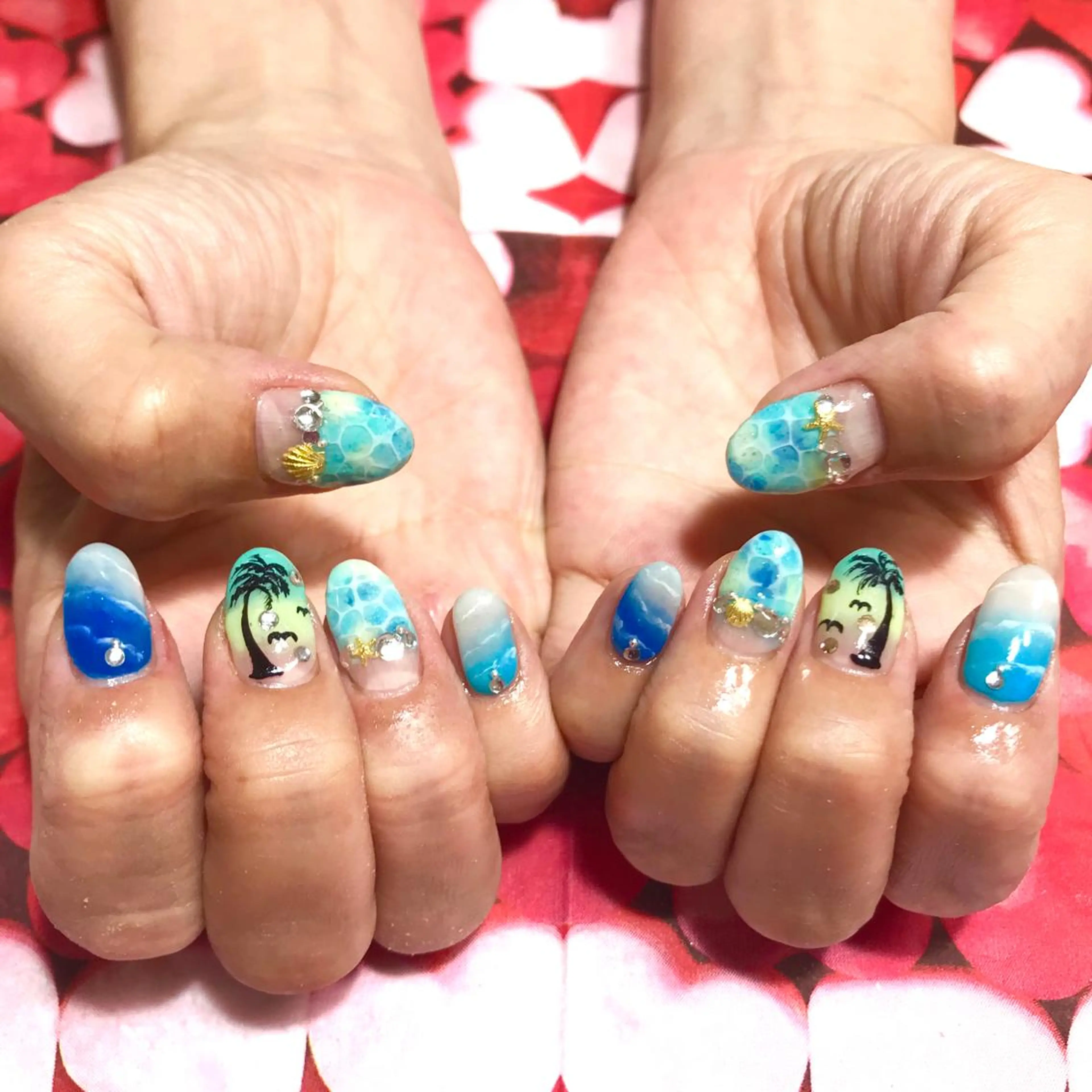 ネイル LOVEnail tomoのネイルデザイン