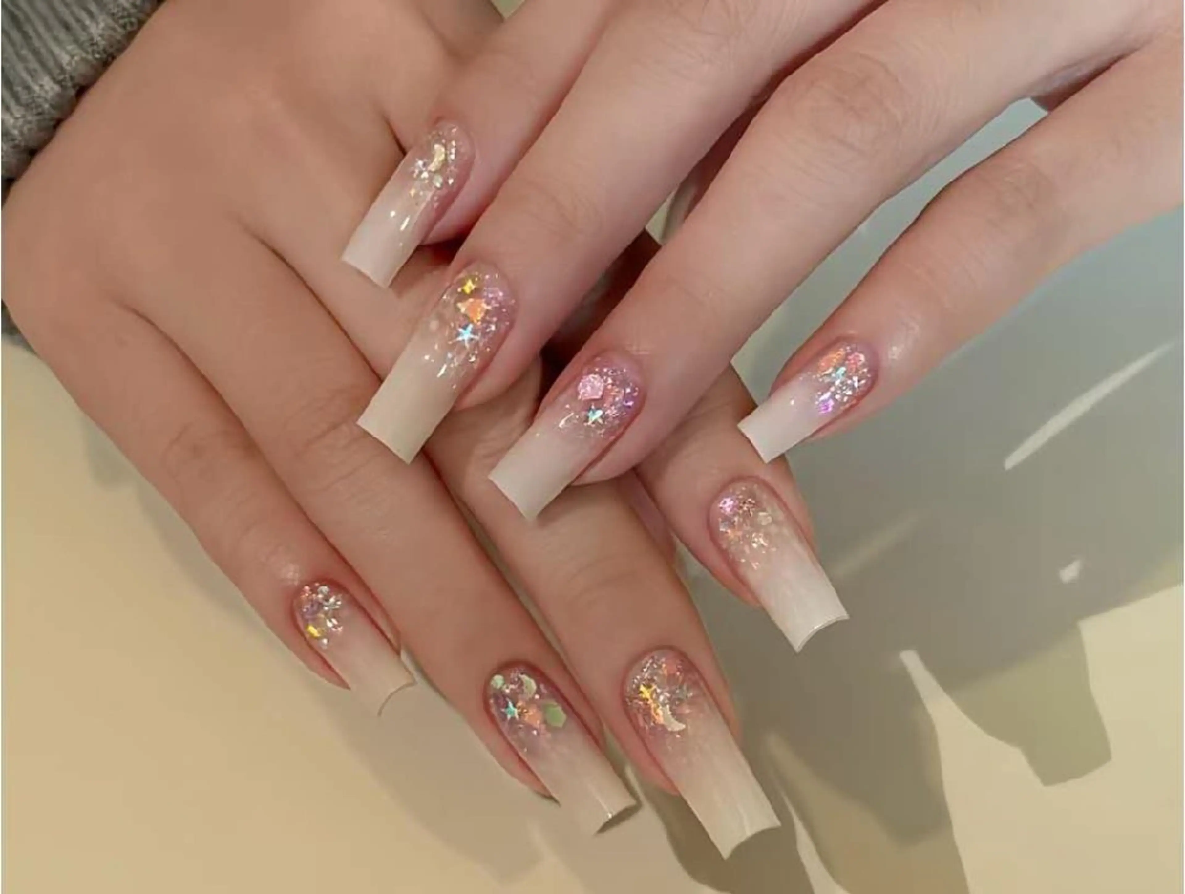 ネイル 小島 阿佑美のネイルデザイン