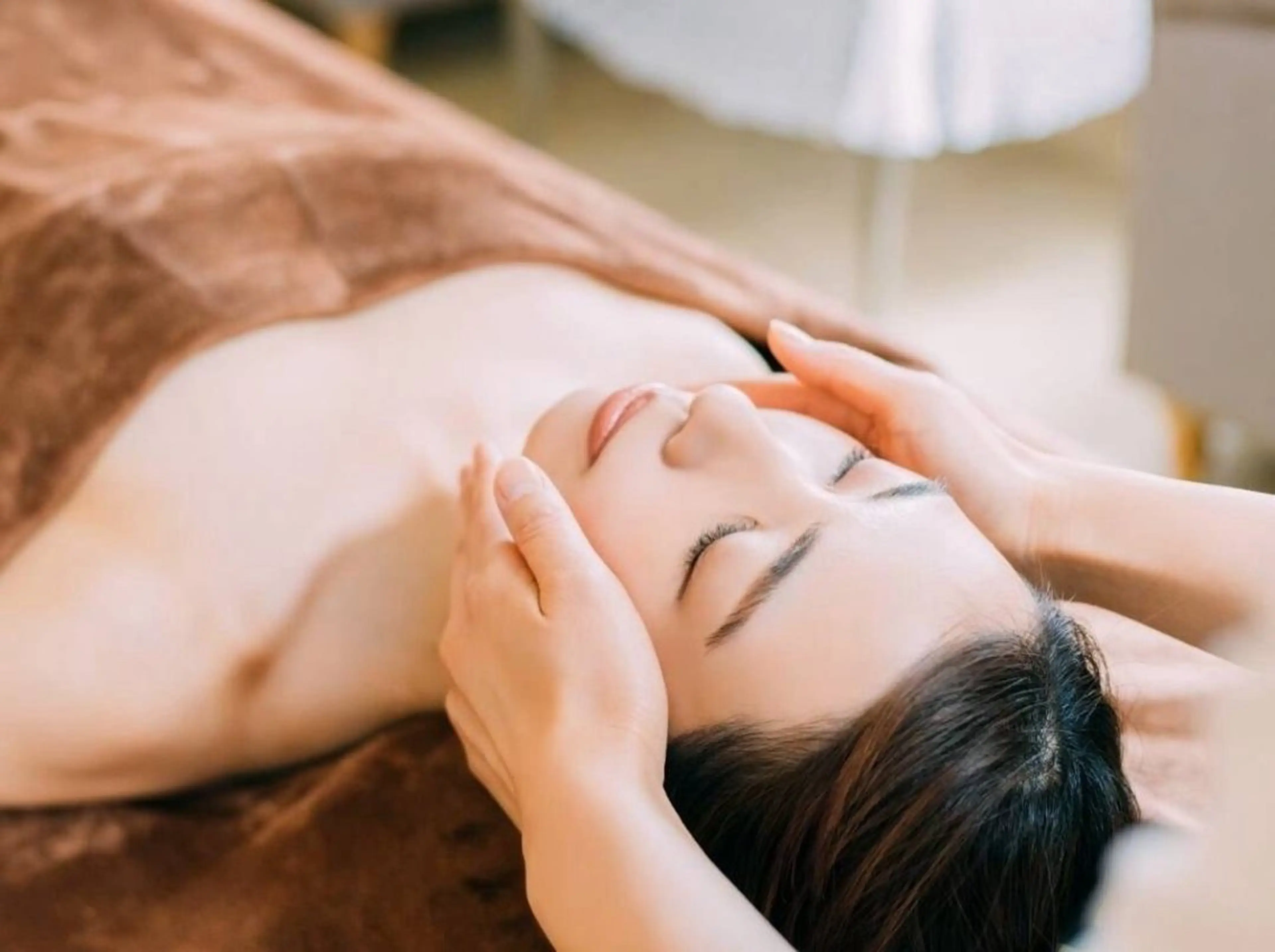 フェイシャルエステ&毛穴洗浄の写真