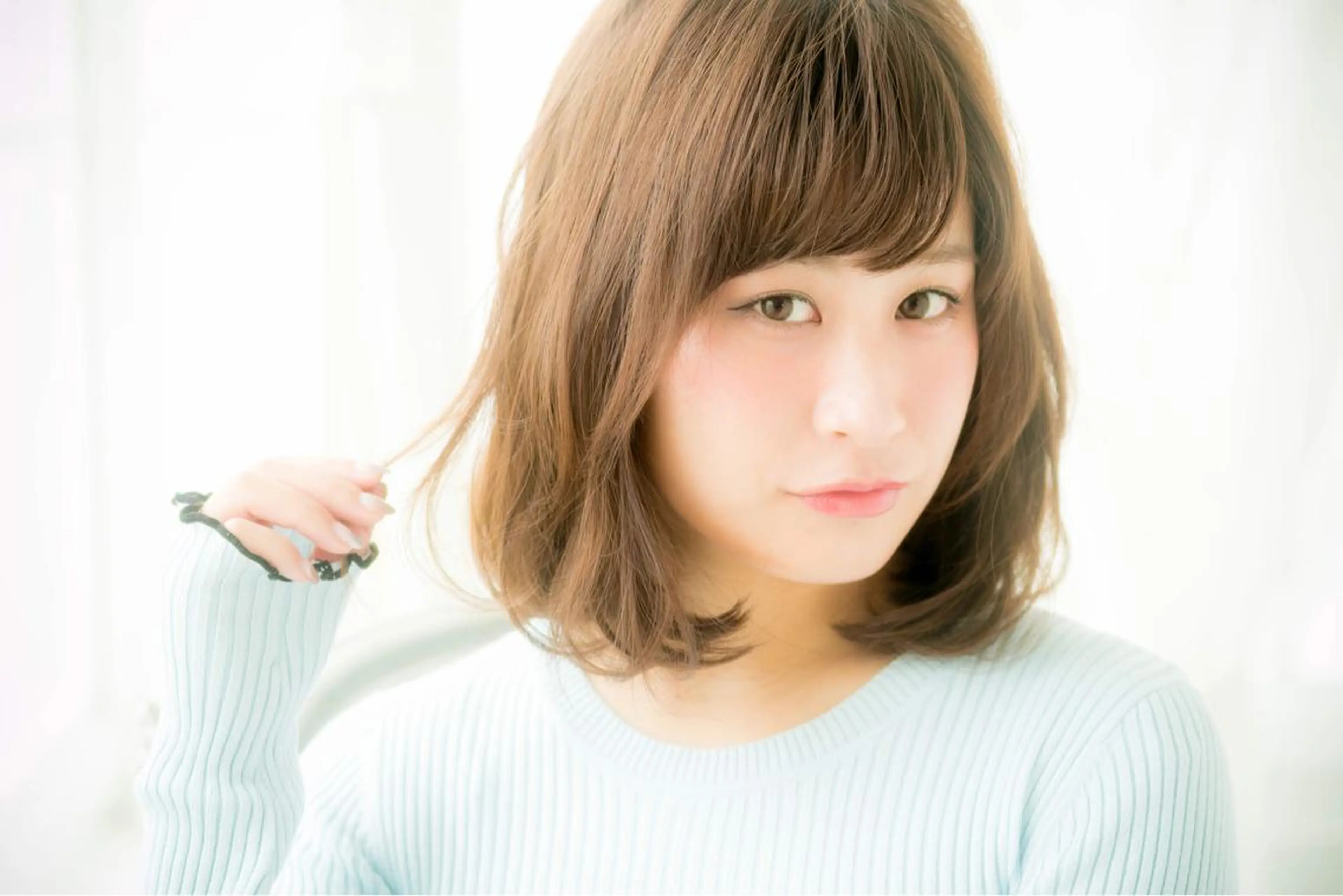 ミディアム カラー イルミナカラー 小顔カット 戸津川 隆人のヘアスタイル