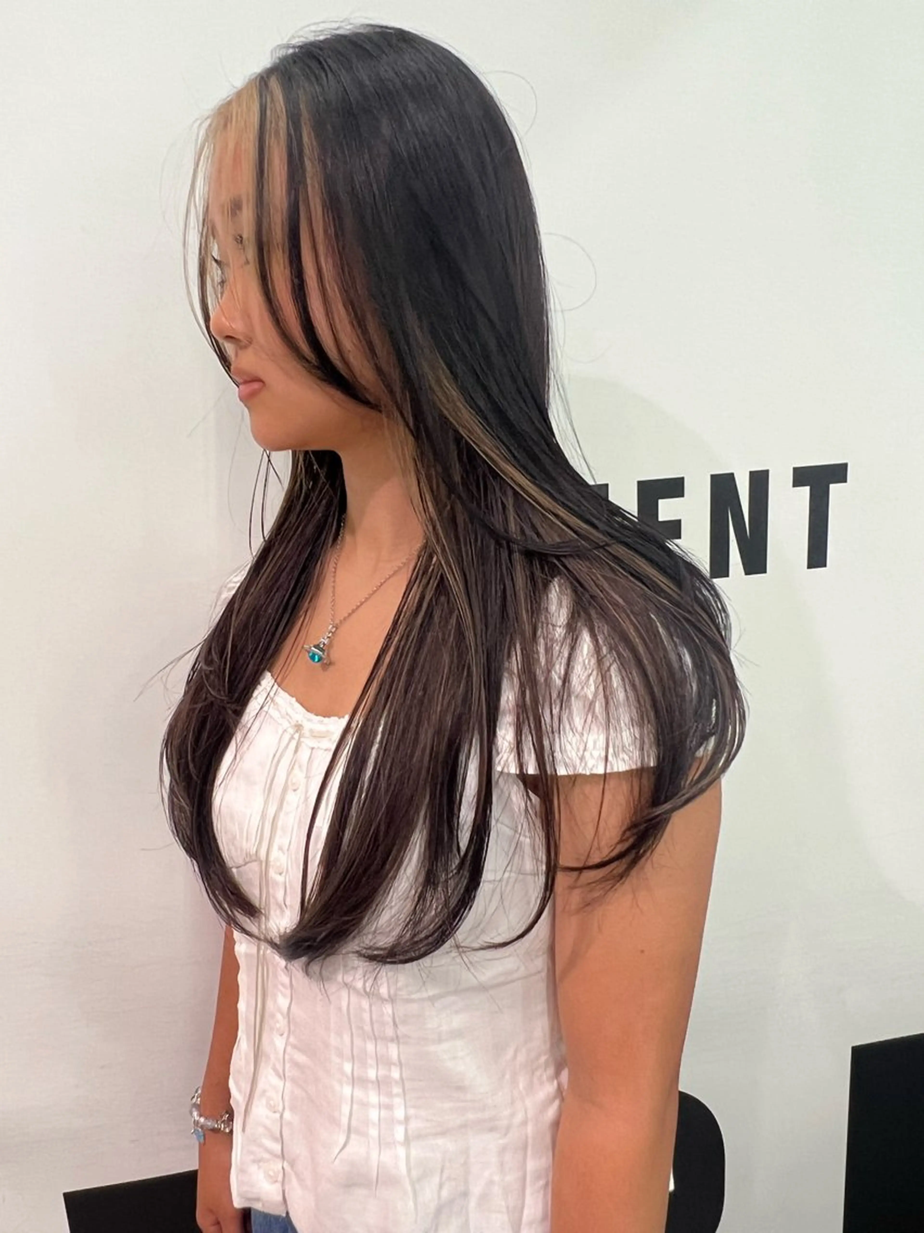 カラー カット ヘアカラー トリートメント 透明感カラー/レイヤ ーhinata.のヘアスタイル