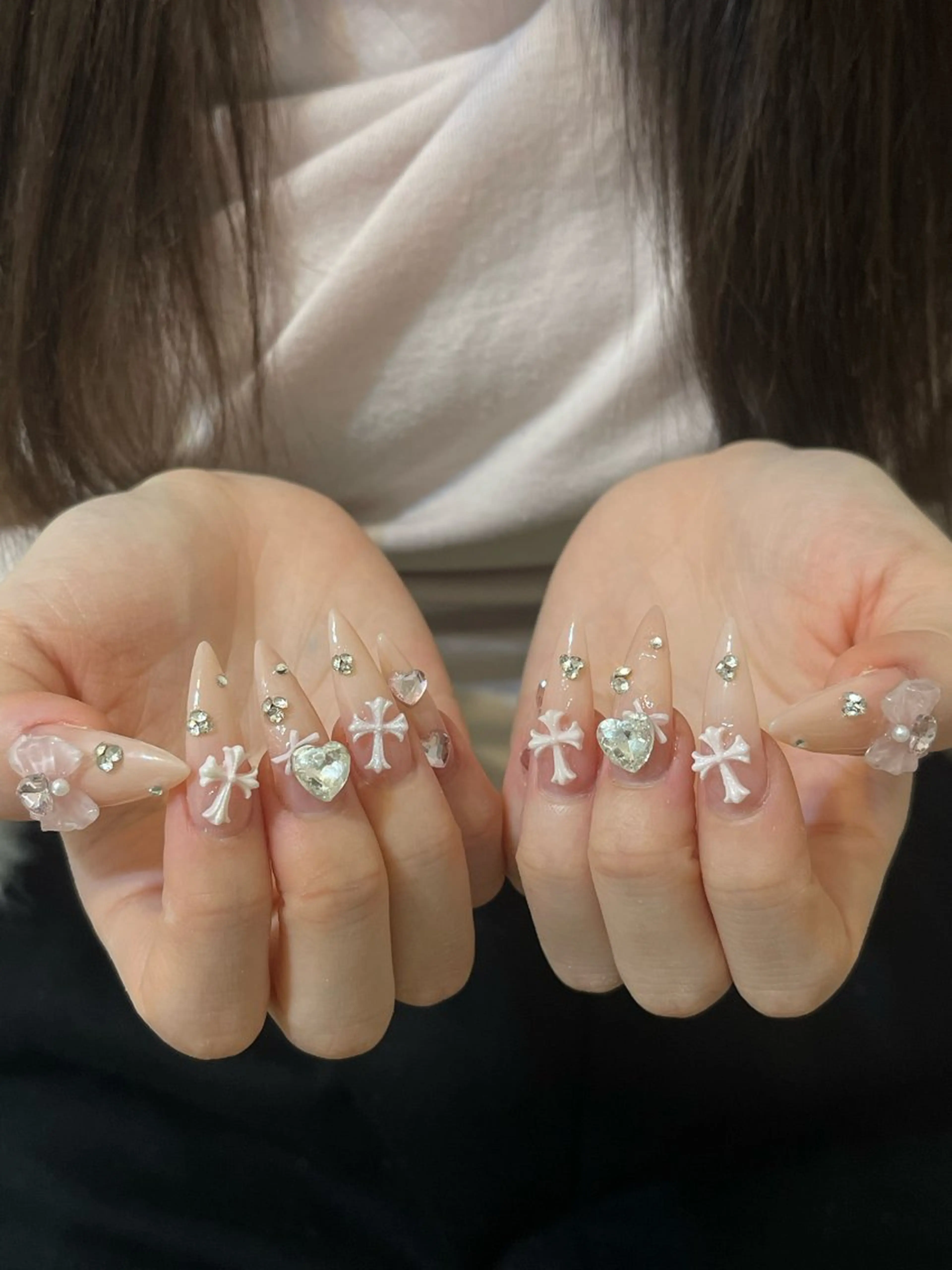 ネイル アートネイル ジェルネイル グラデーション キラキラネイル ニュアンスネイル ハンドネイル Kitty Nailのネイルデザイン