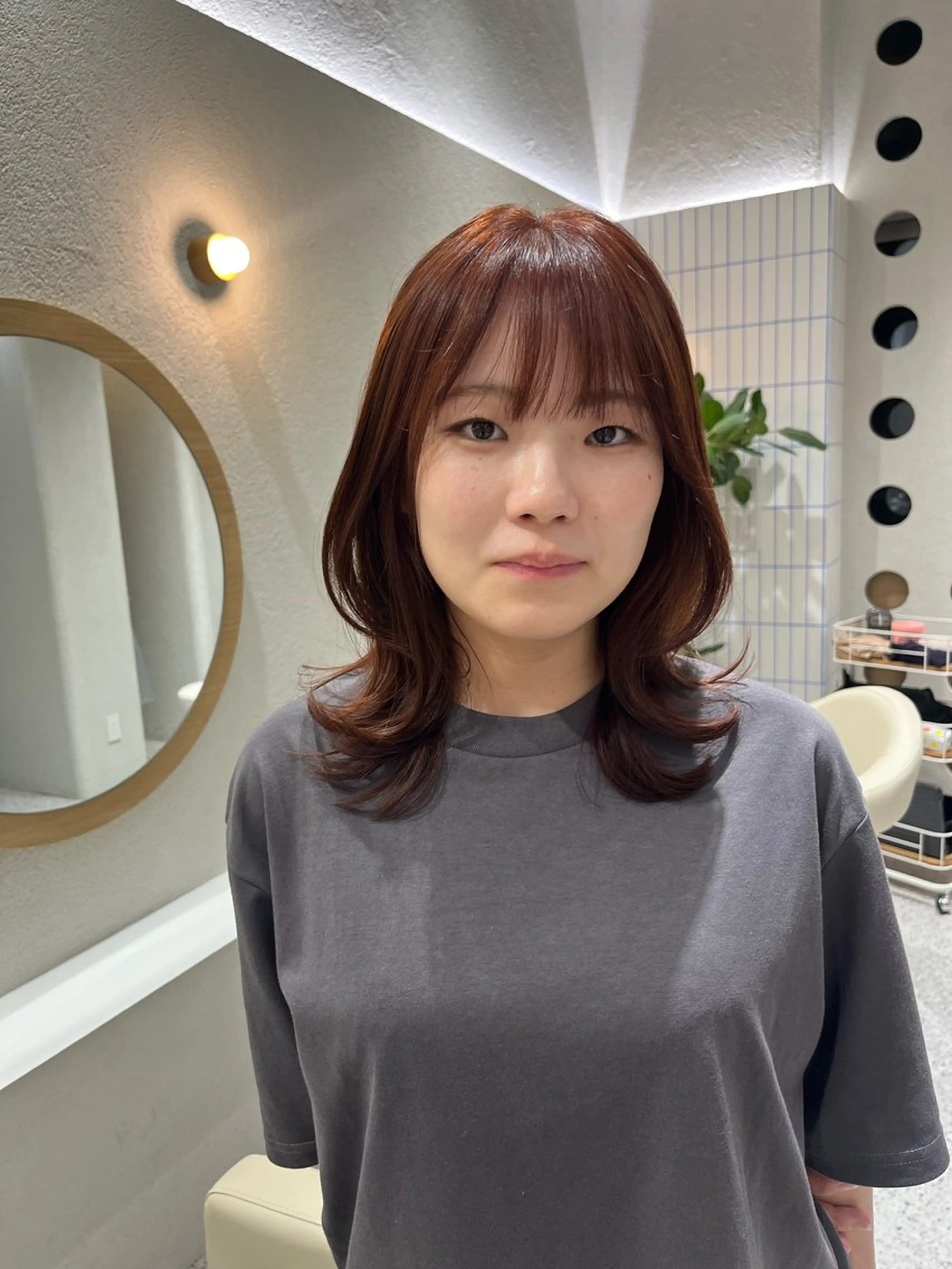 ミディアム 白髪ぼかしマイスター 🫧shuri🫧のヘアスタイル