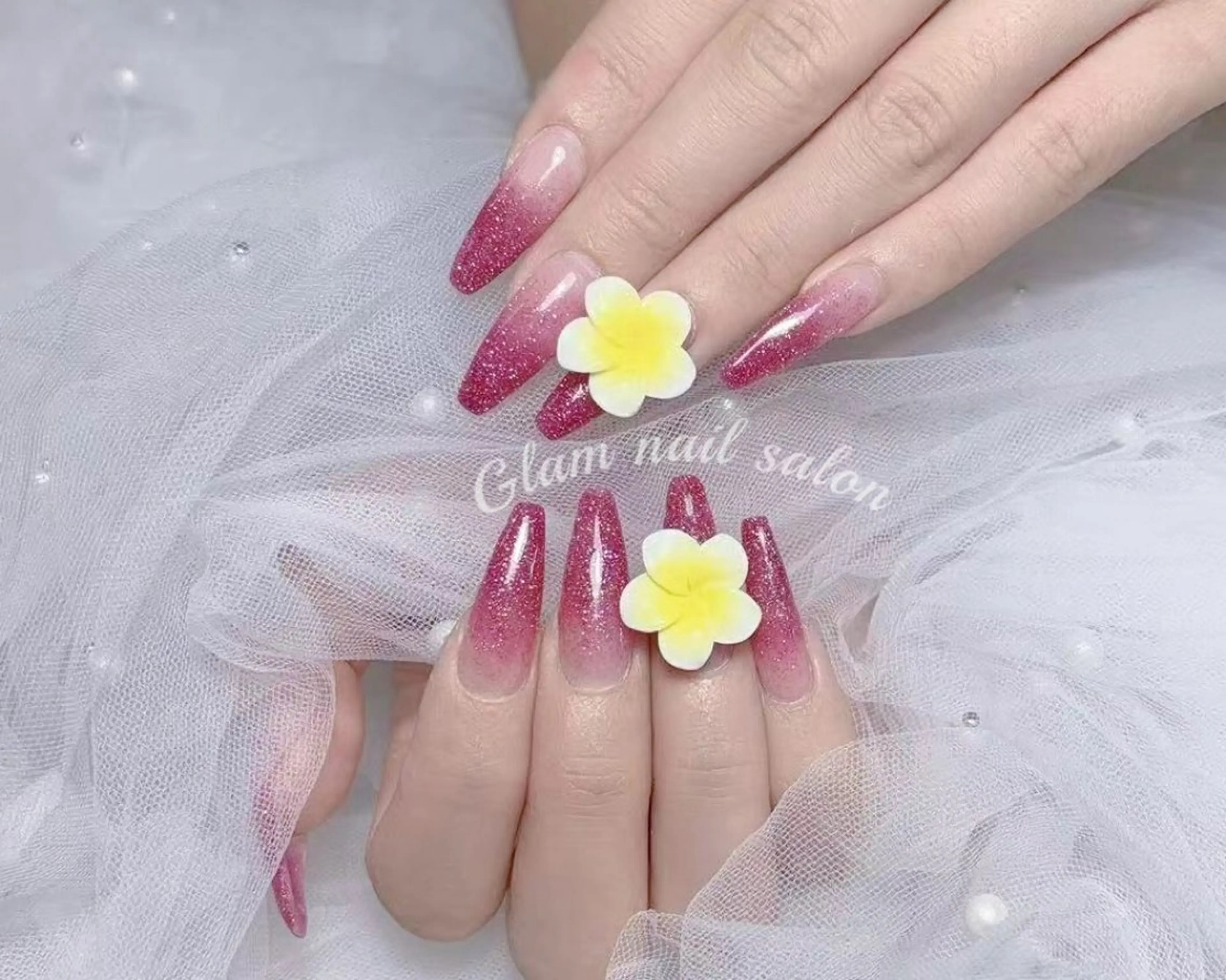 ネイル ハンドネイル エツメ💅 長さだし🎀デザインのネイルデザイン