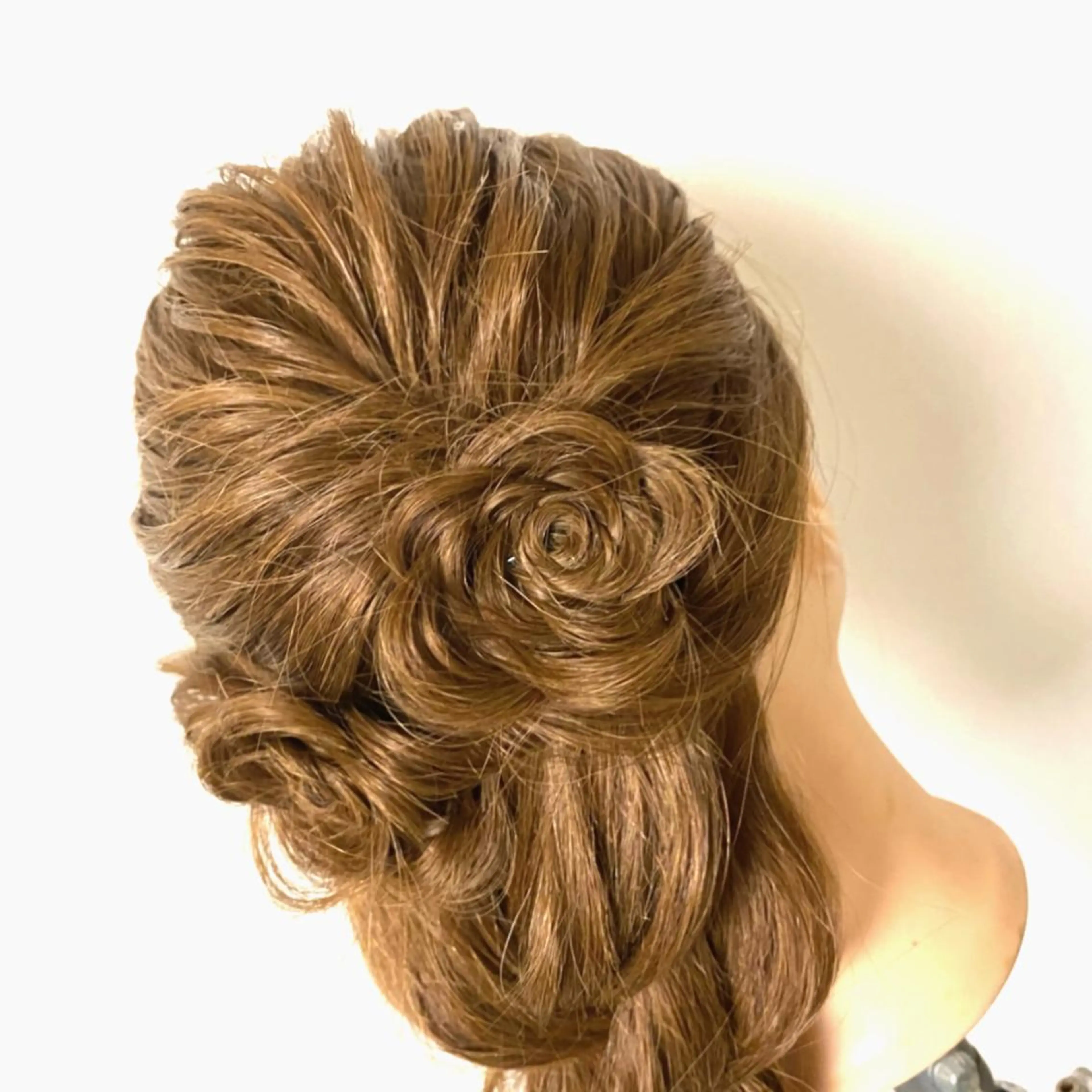 ロング ヘアアレンジ ✨艶髪✨ 奈須晴香のヘアスタイル