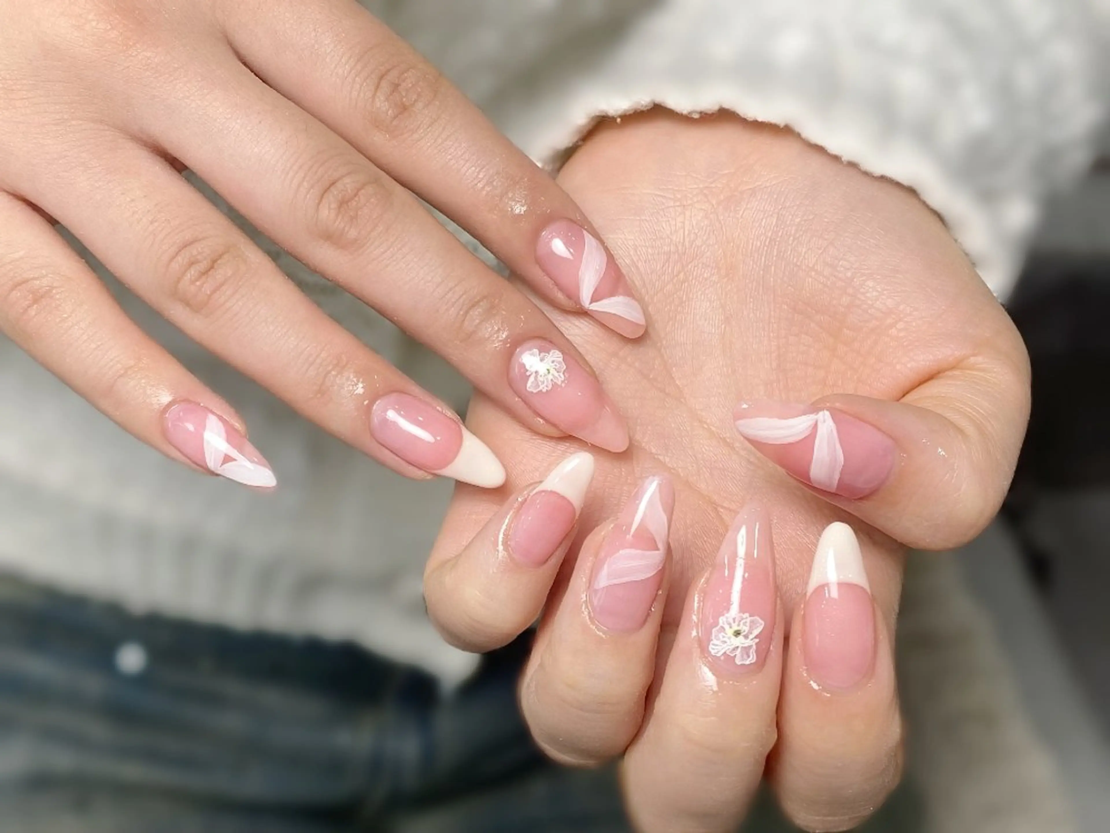 ネイル クリアネイル フラッシュネイル フットネイル フレンチネイル ジェルネイル ハンドネイル UM Nail Salonのネイルデザイン