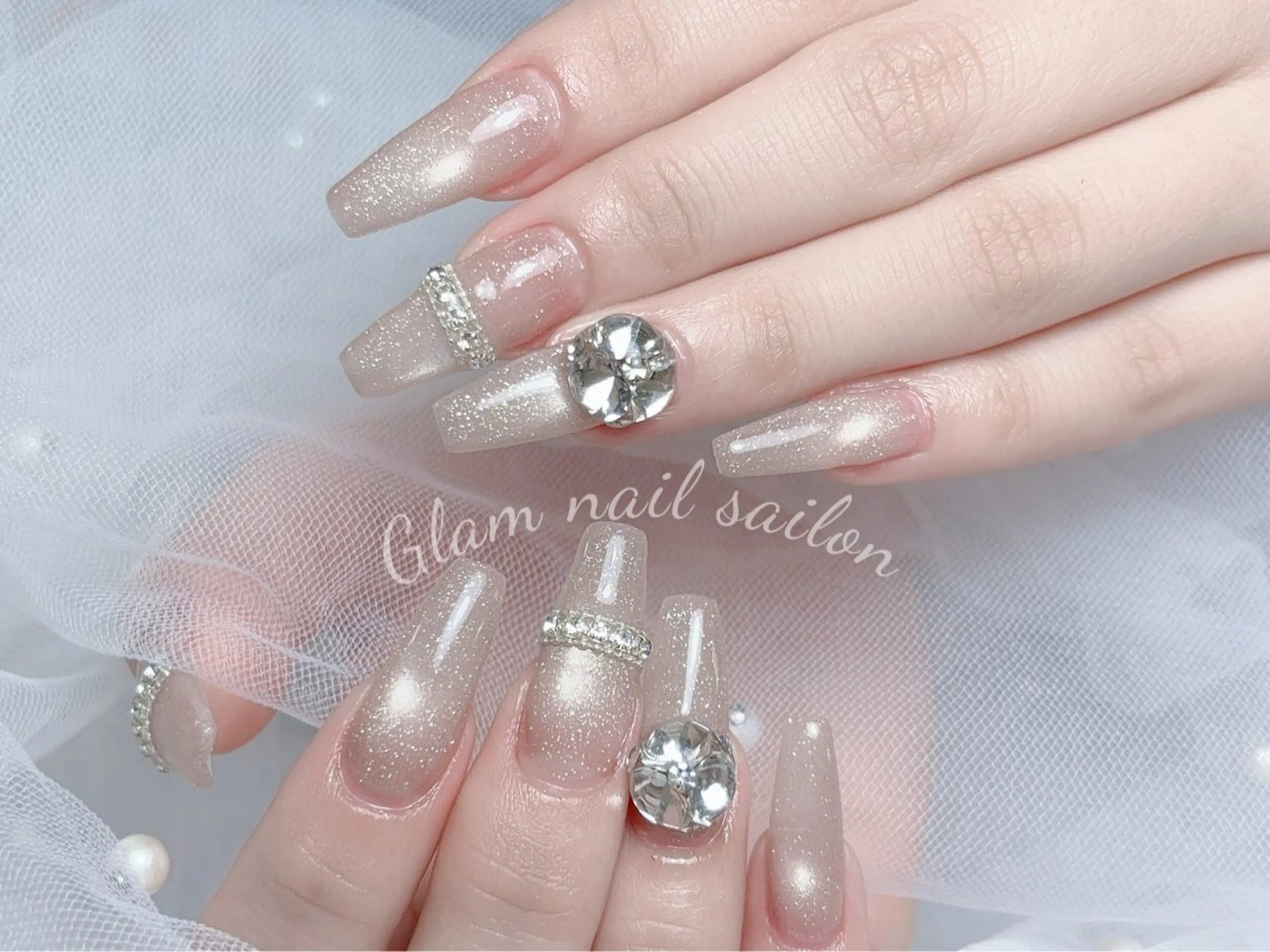 ネイル エツメ💅 長さだし🎀デザインのネイルデザイン
