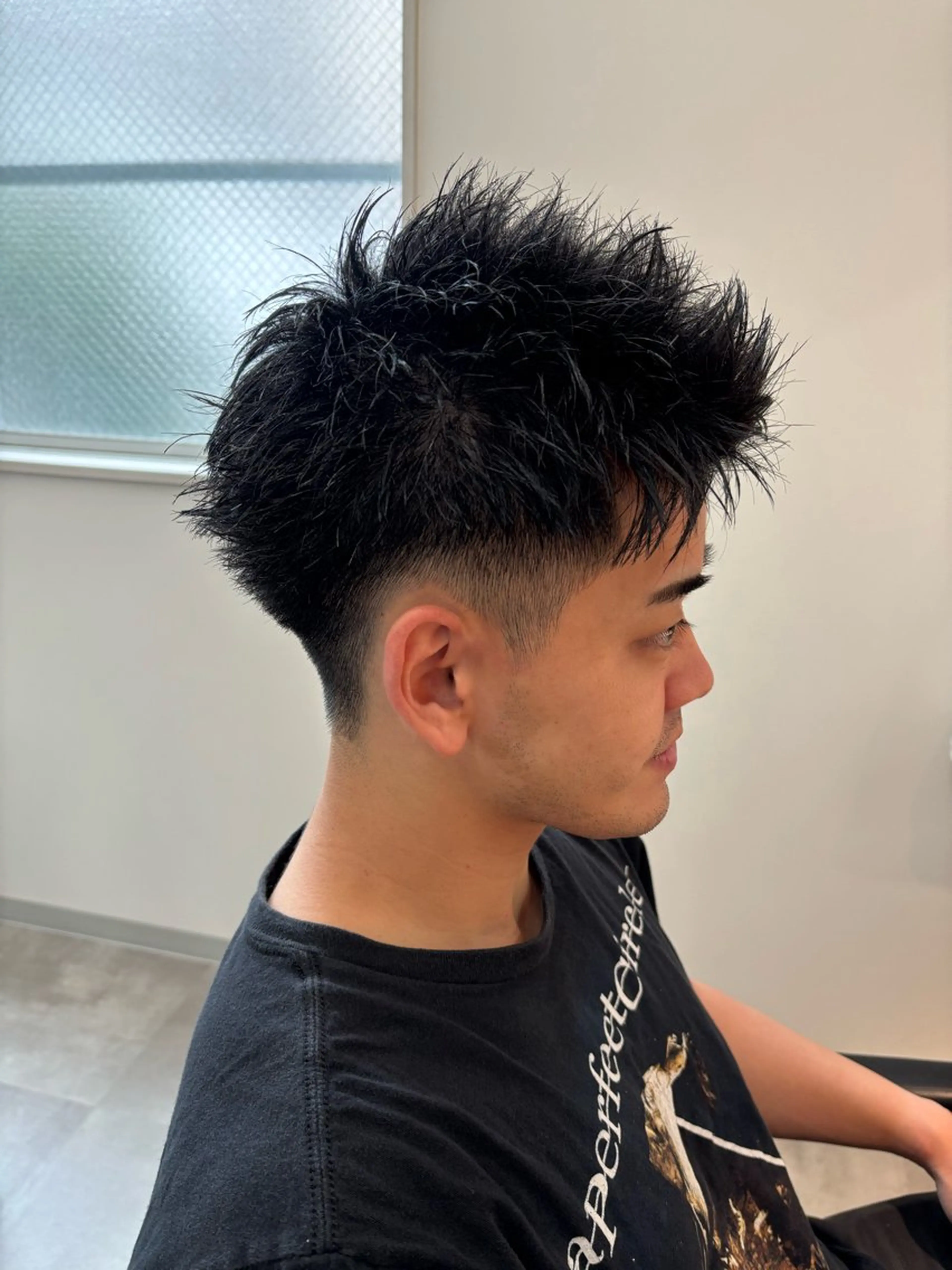 メンズ スパイキーショート ツーブロック カット 保立/フェザーパーマ /メンズカット千葉のヘアスタイル