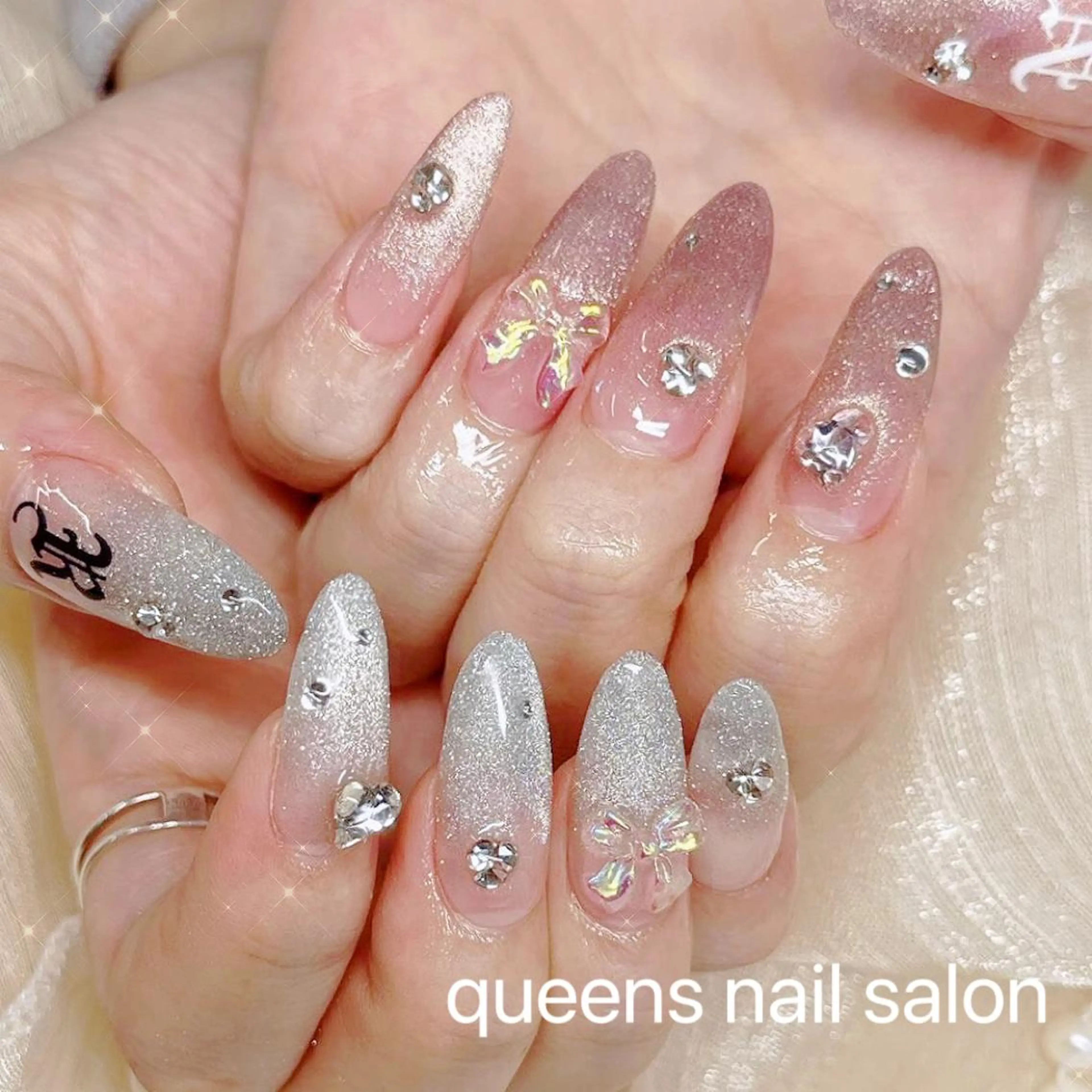 ネイル queens nailsalonのネイルデザイン