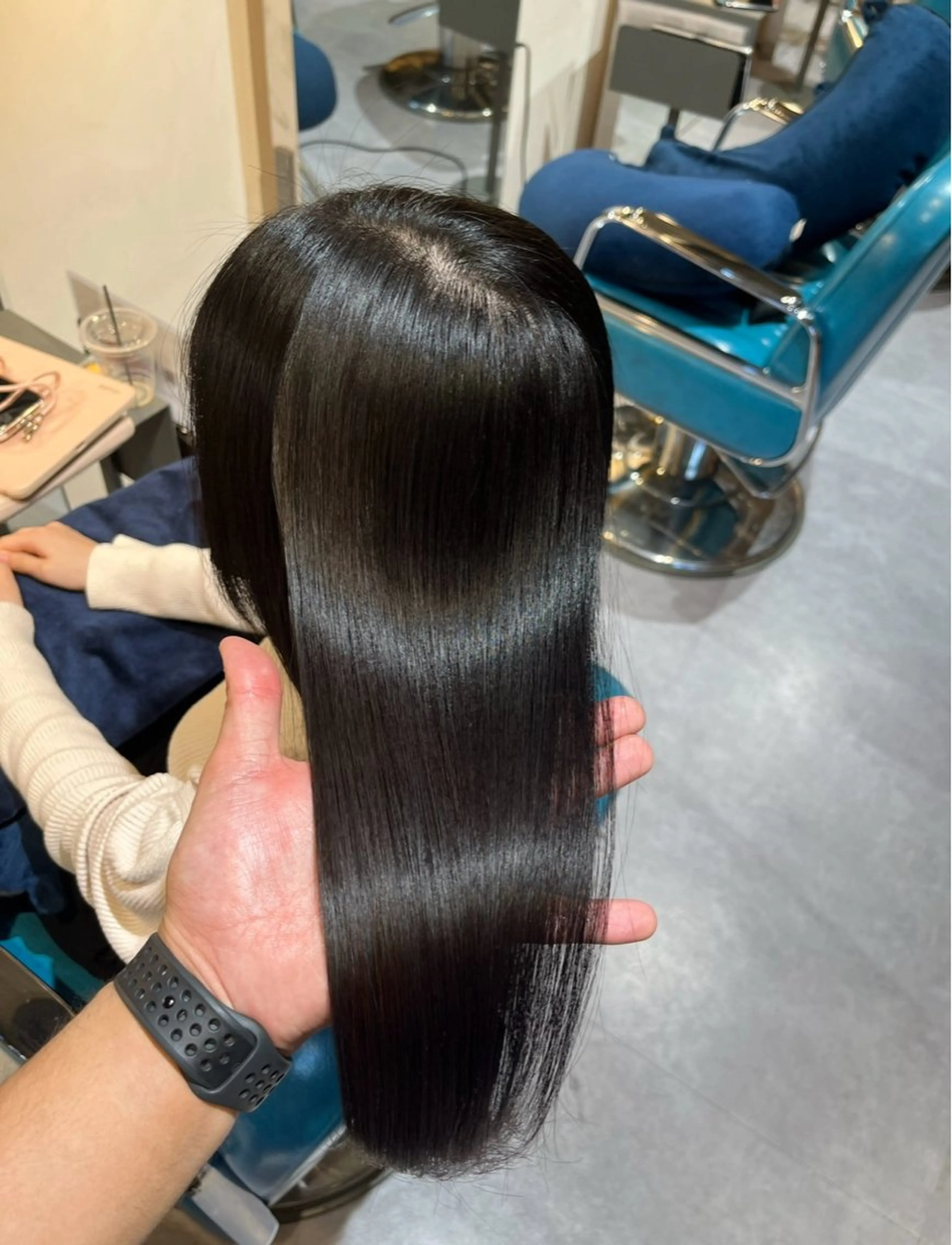 セミロング 縮毛矯正 トリートメント 必ず笑顔で帰っていた だきます！安田祐貴のヘアスタイル