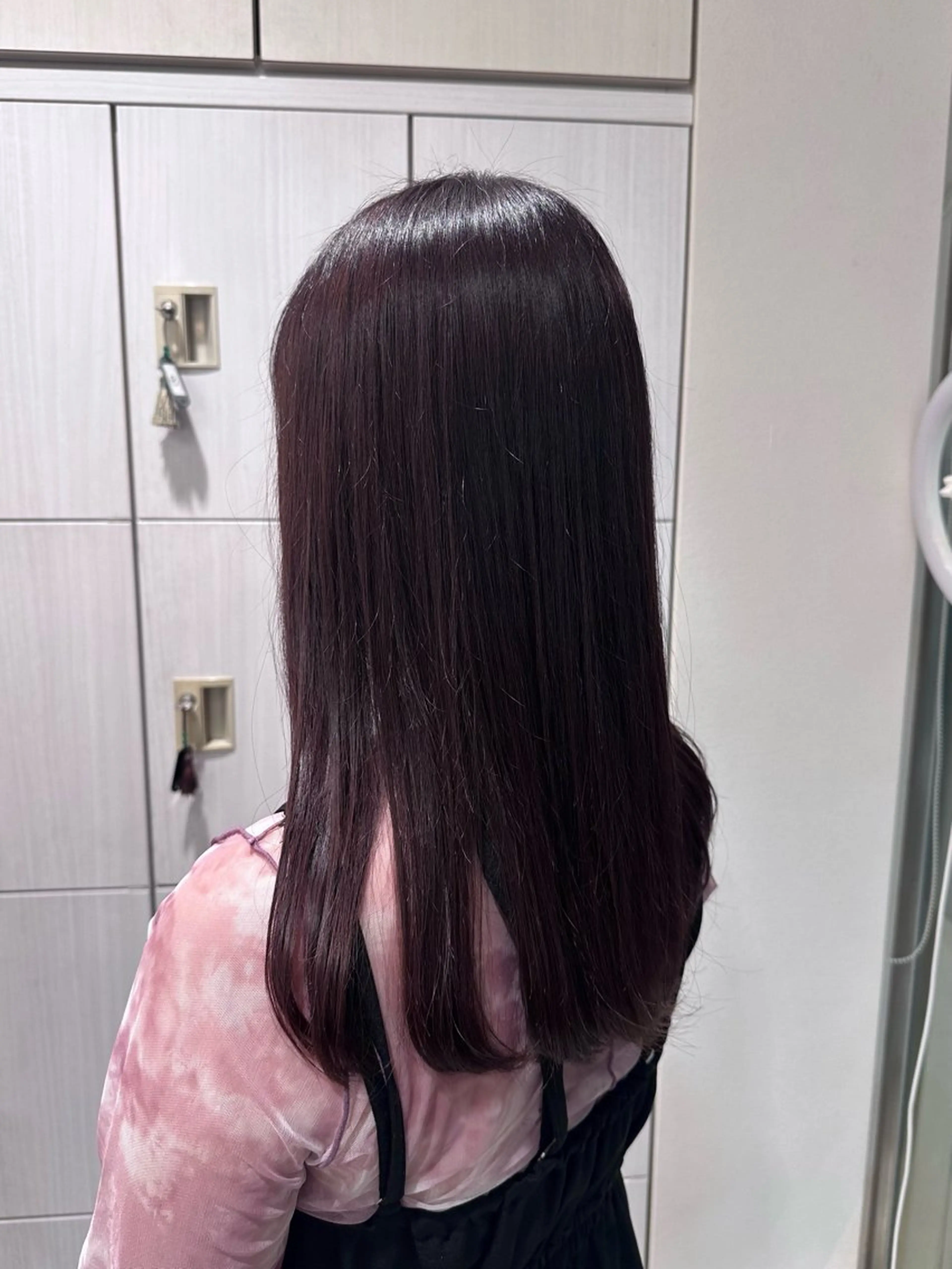 ミディアム カラー 韓国ヘア/レイヤー 顔周りカット/ユキナのヘアスタイル