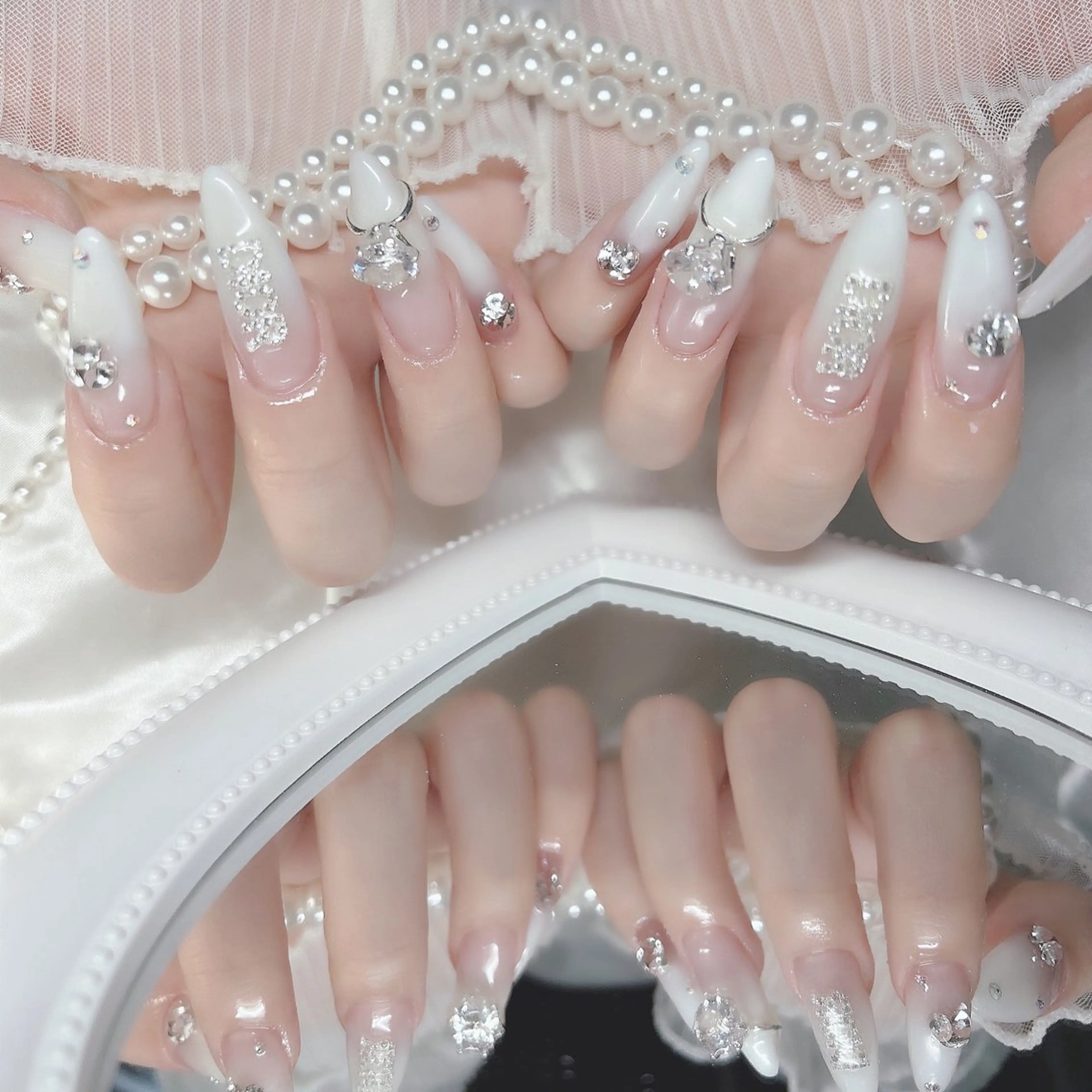 ネイル ハンドネイル merci nailのネイルデザイン