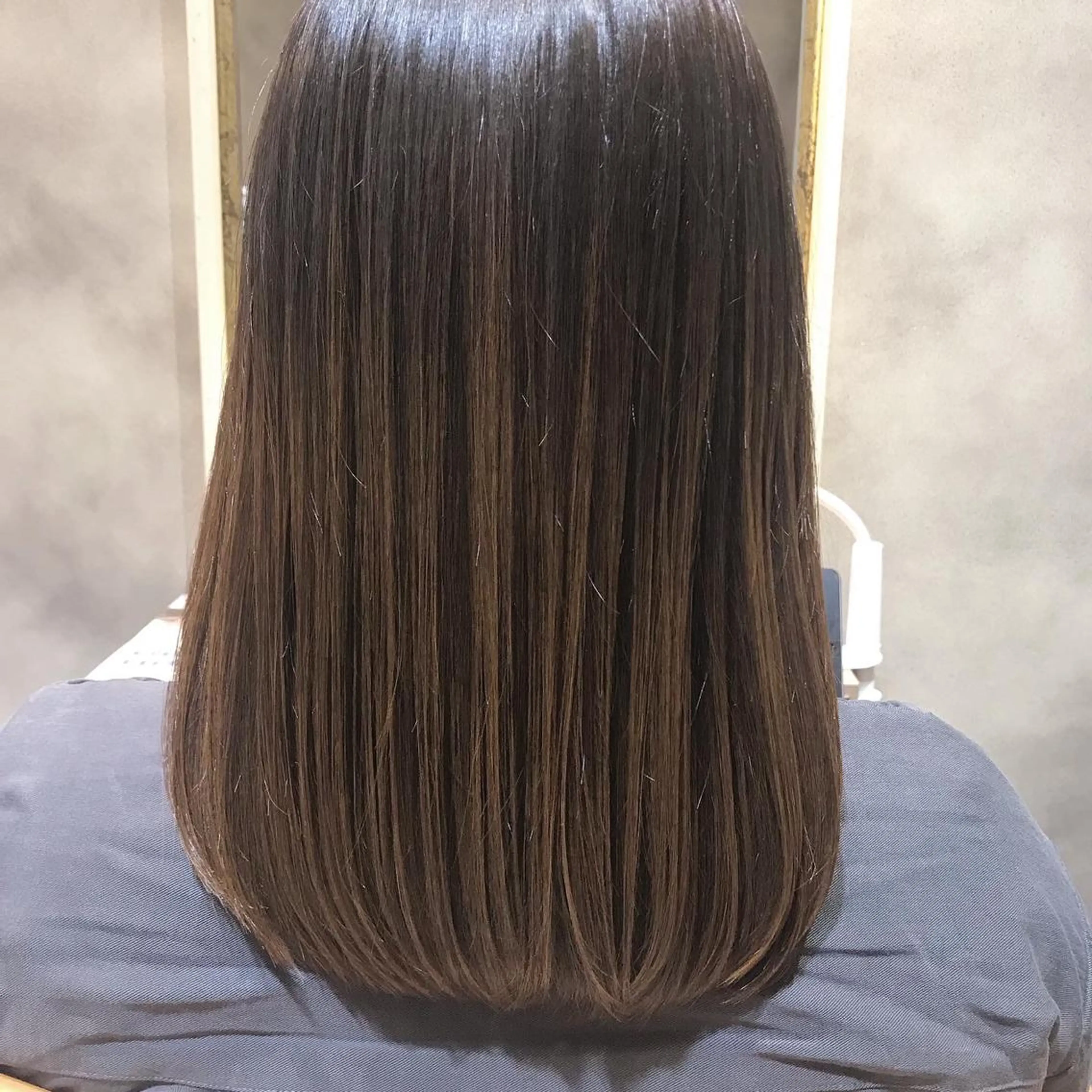 👑髪質改善👑パサパサした髪がツルツルに‼️話題の酸熱トリートメント👑（カット込み）¥8990の写真