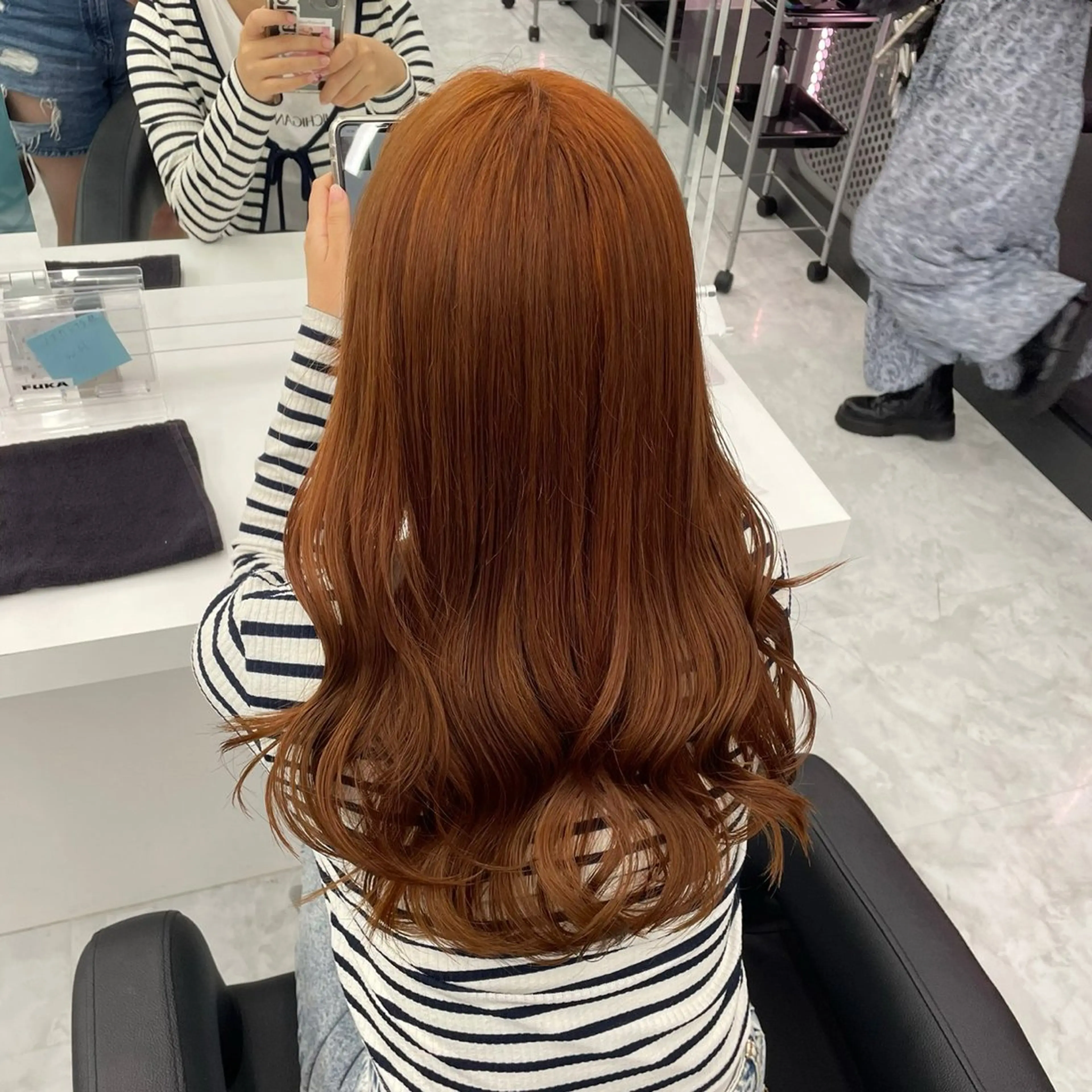 ロング 🍀yuria/ハイ トーン/ペールカラーのヘアスタイル