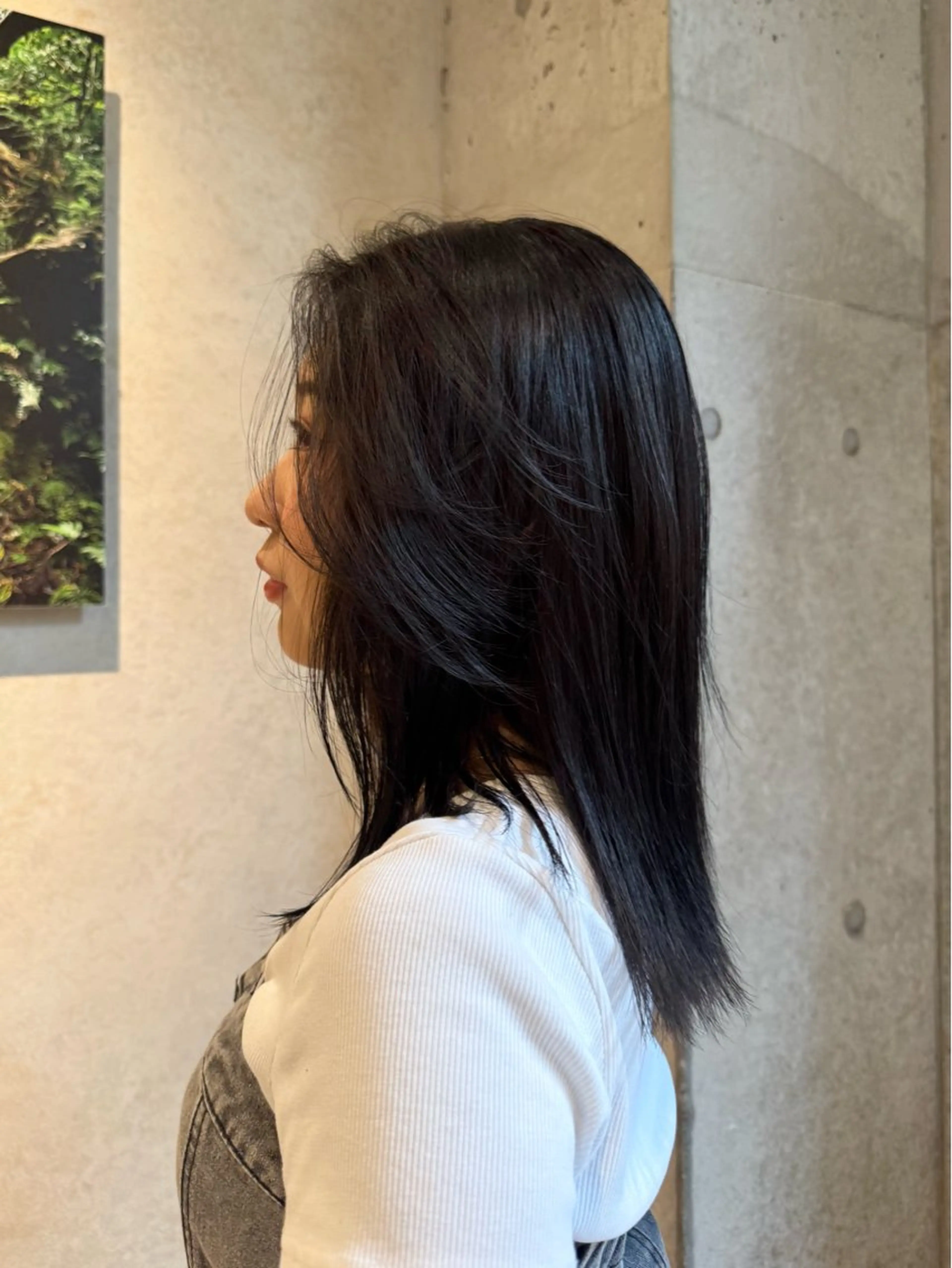 ミディアム カラー RESSUAL くるみのヘアスタイル