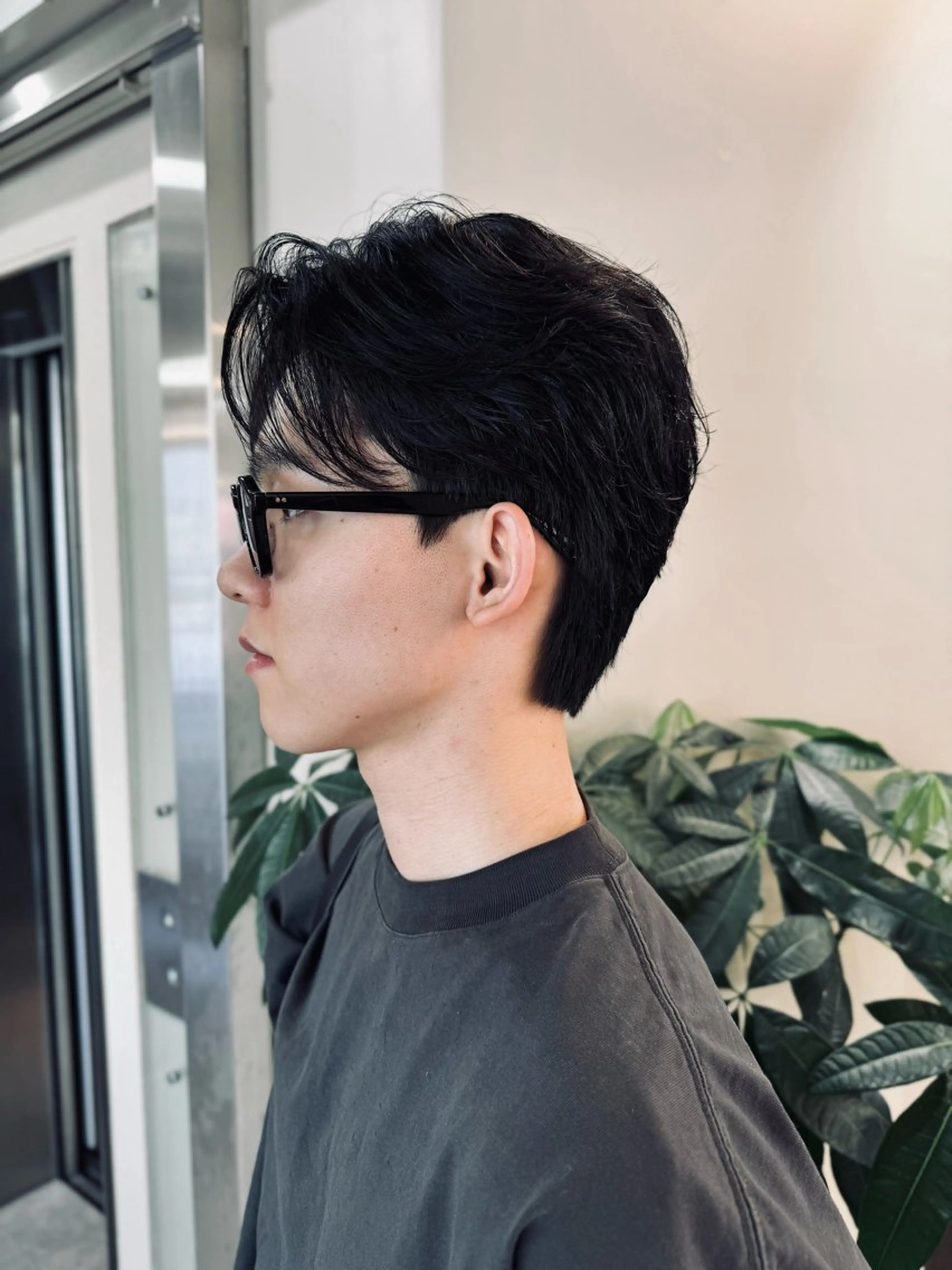 ショート メンズ メンズ職人/センター パート/富沢真斗のヘアスタイル