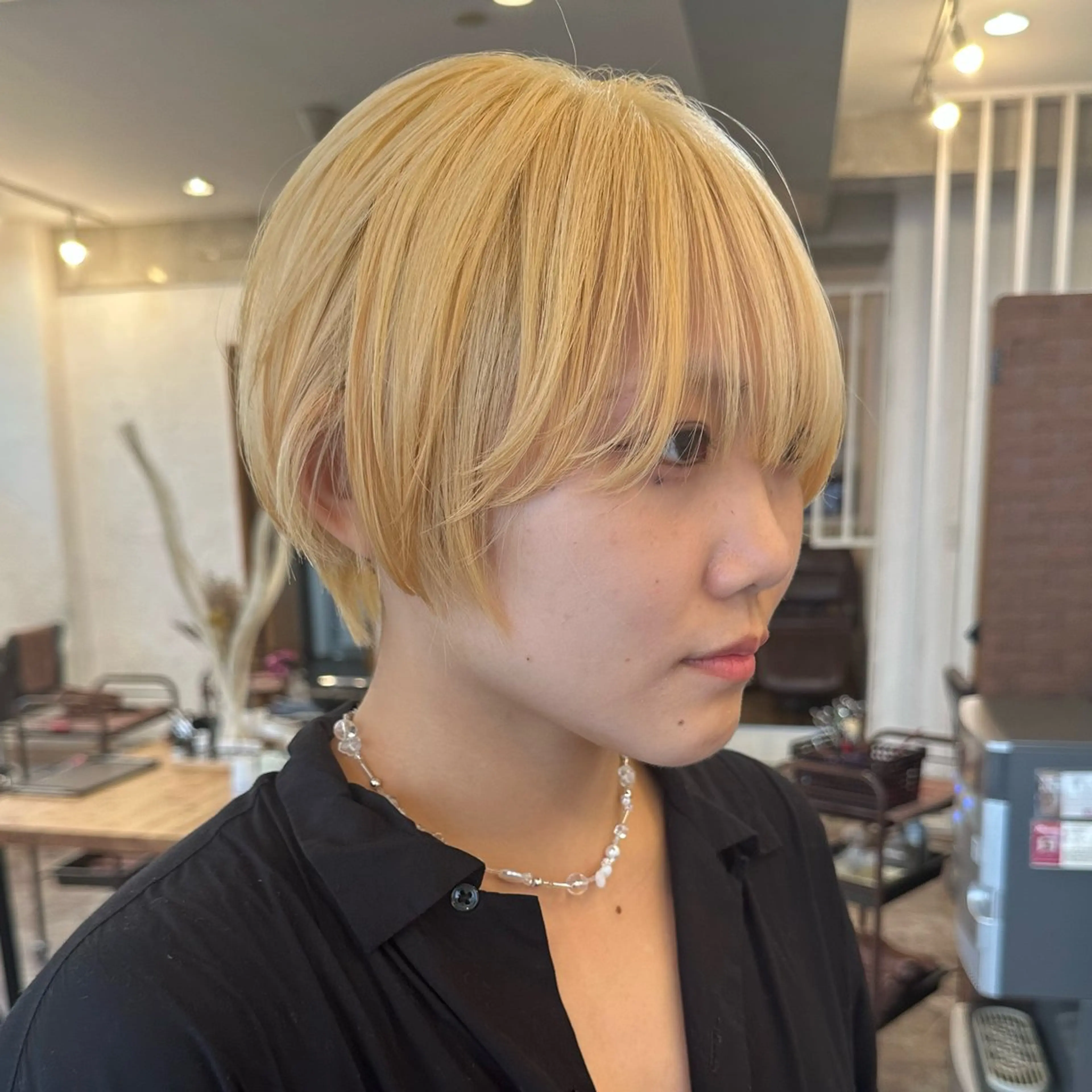 ショート カラー ブリーチ 抜きっぱなしブロンド カット ヘアカラー トリートメント 🌼透明感/ メンズ🌼maiのヘアスタイル