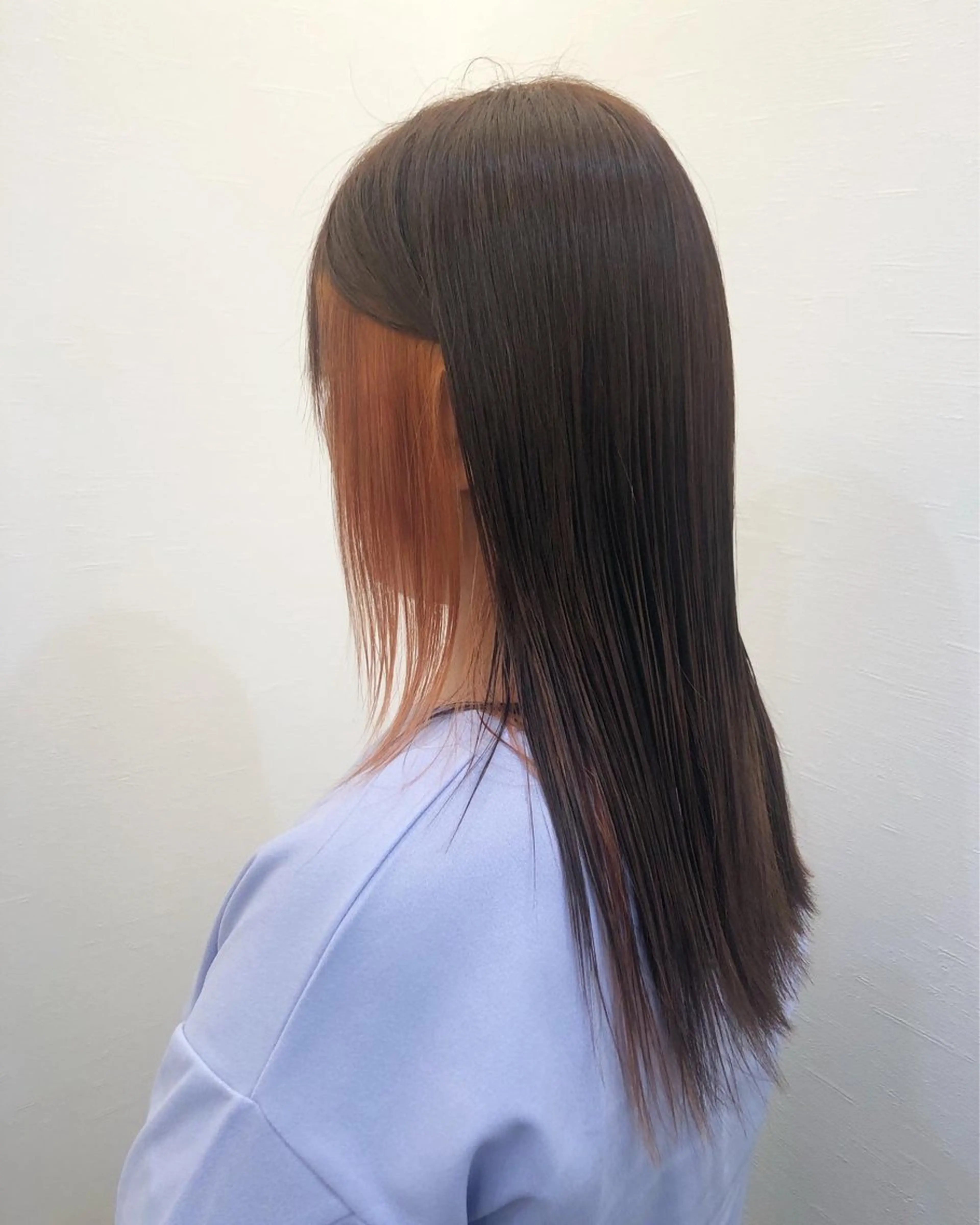 カラー ツノガイ エリのヘアスタイル