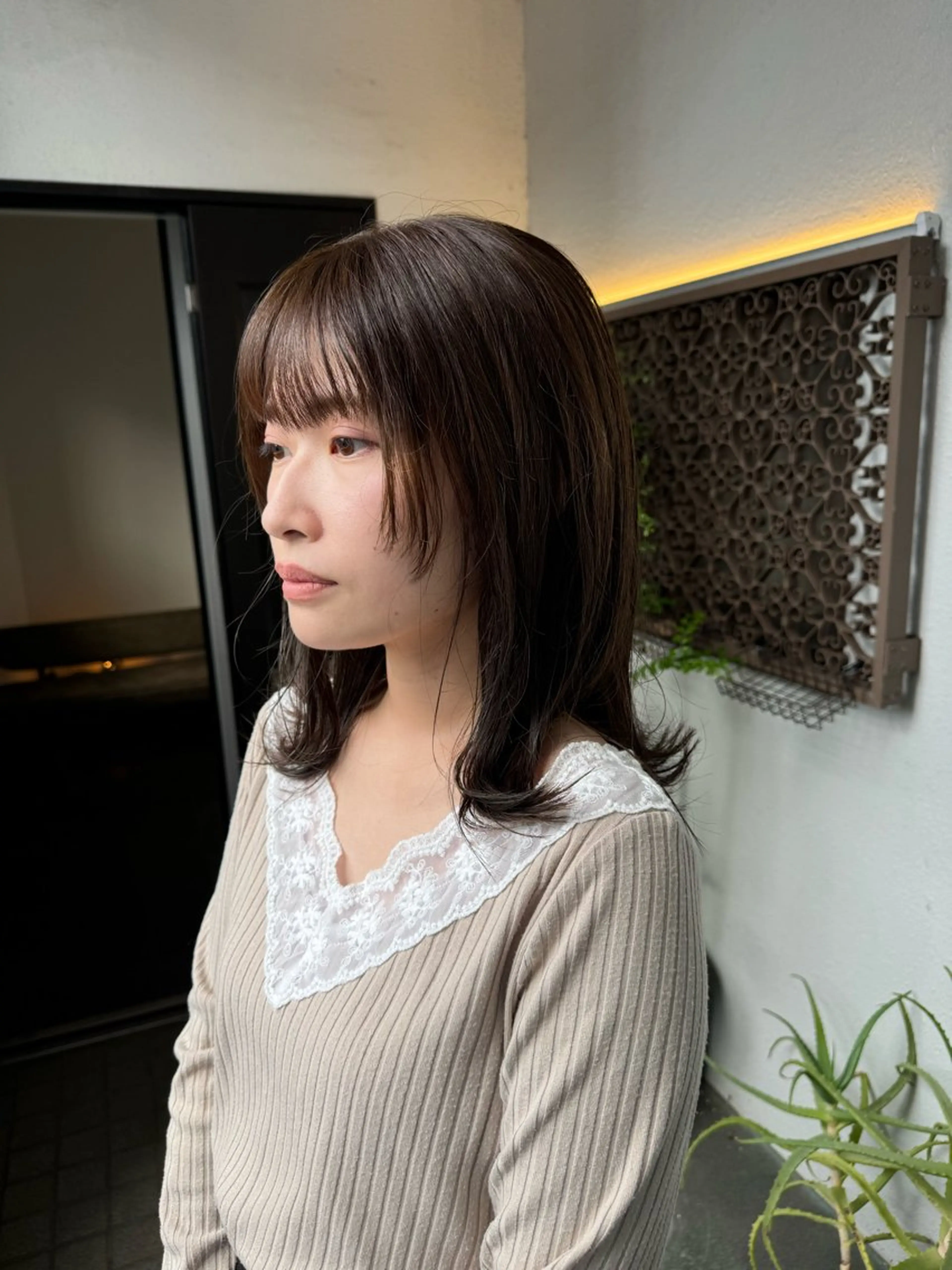 ミディアム カット ヘアカラー トリートメント 艶カラー/レイヤー Mio🌸のヘアスタイル