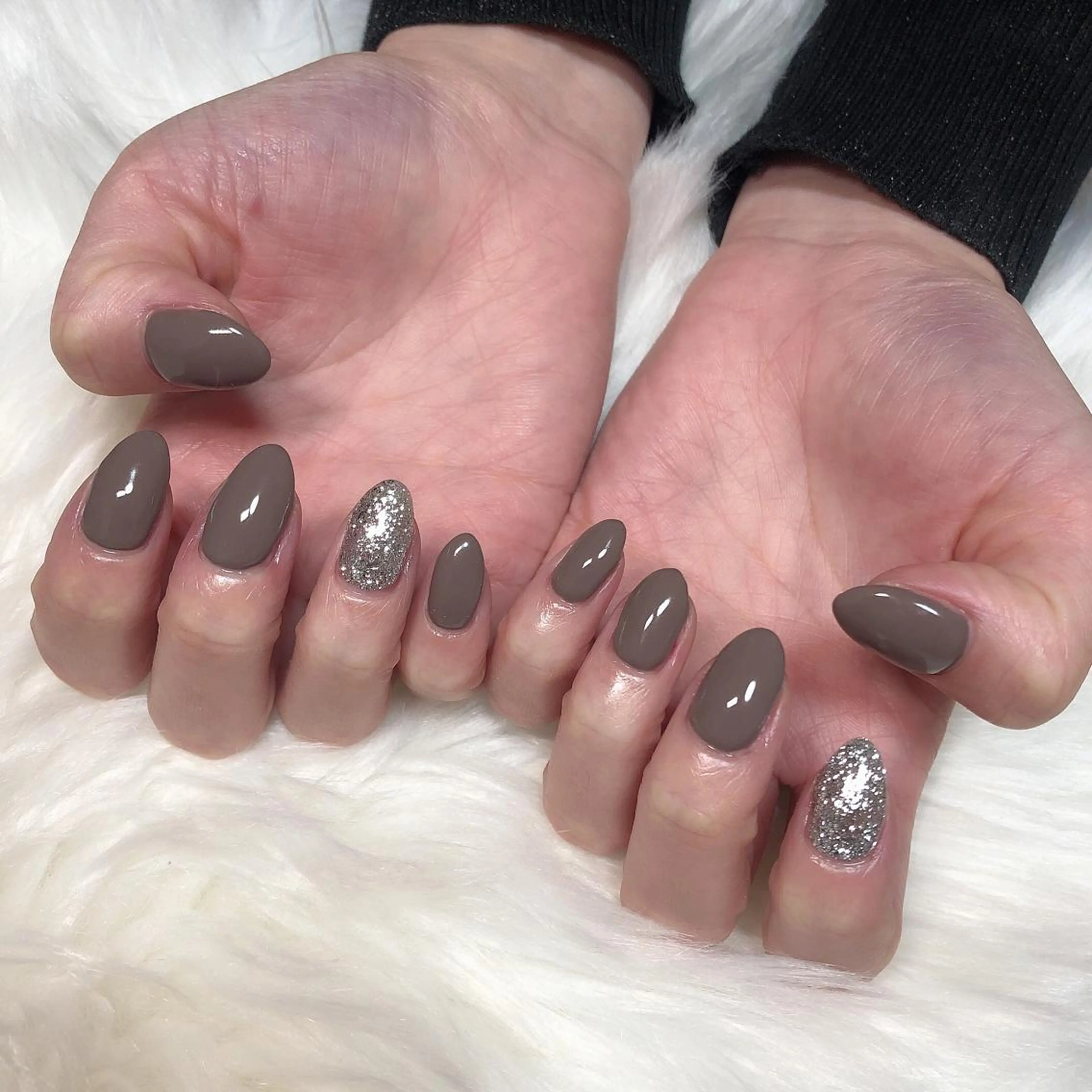 ネイル ハンドネイル 西岡 杏のネイルデザイン