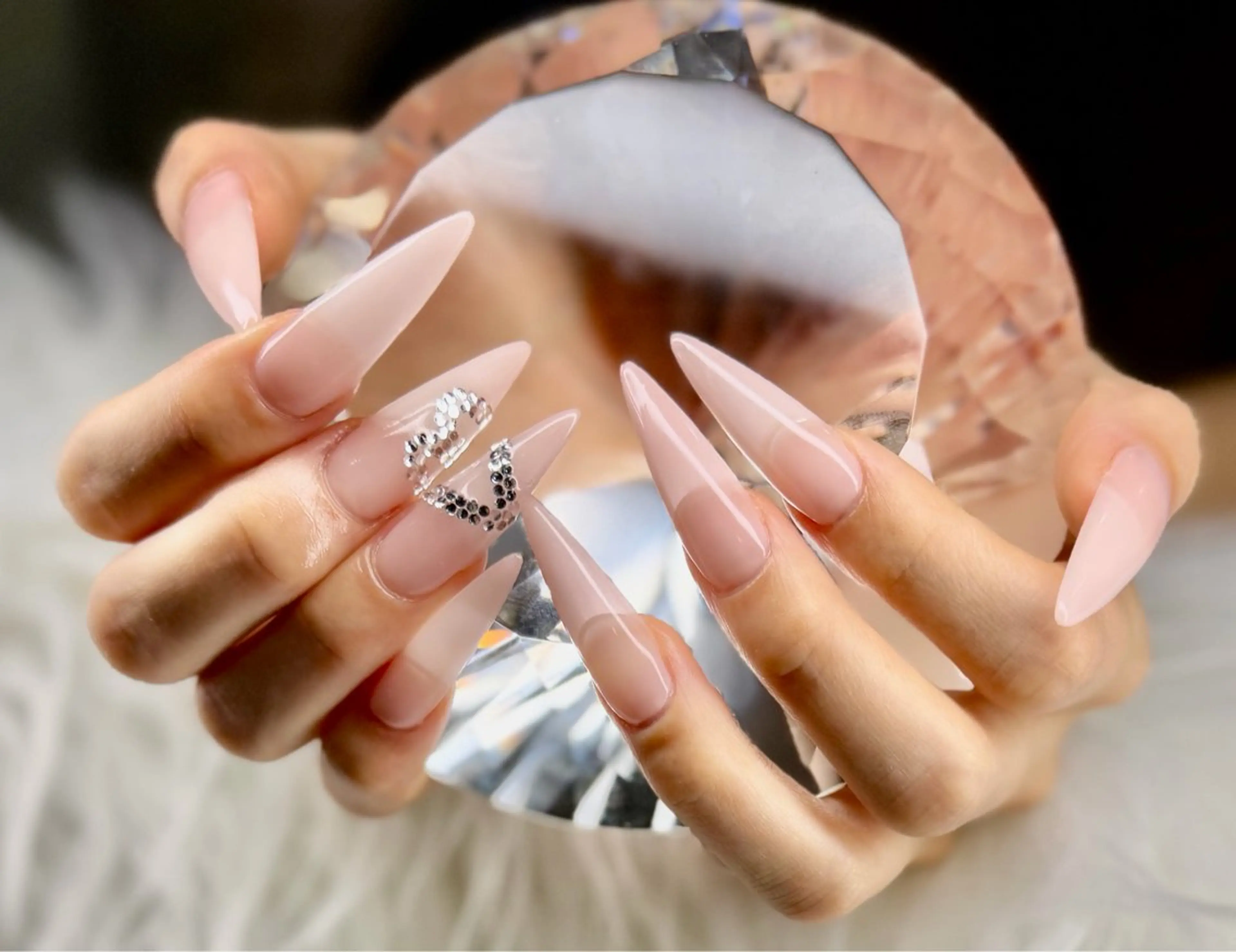 ネイル 持ち込み ハンドネイル s. aiのネイルデザイン