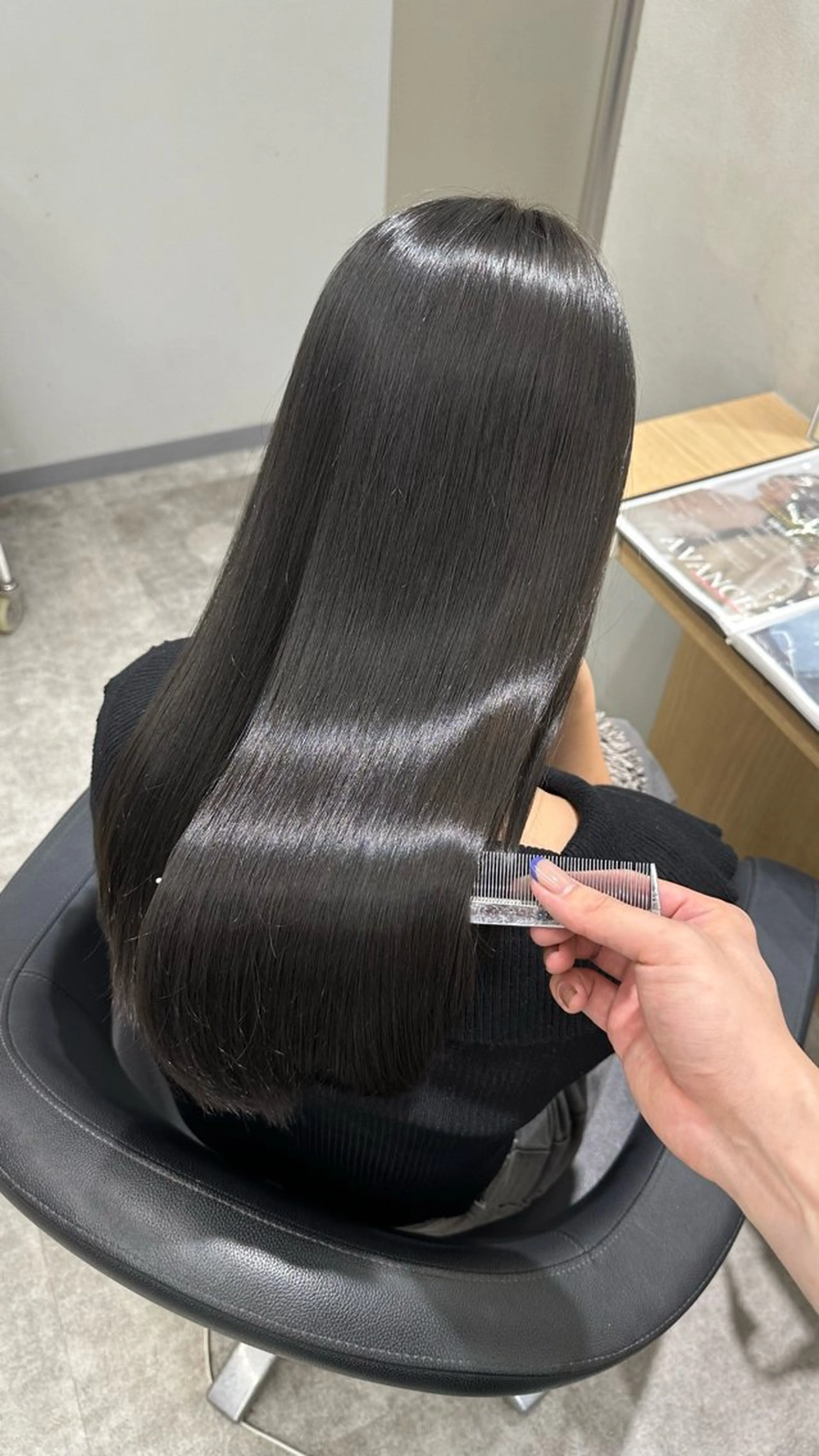 ロング カラー 透明感カラー ヘアカラー 巻ける髪質改善🫧ハ イライト/永田汰伊智のヘアスタイル