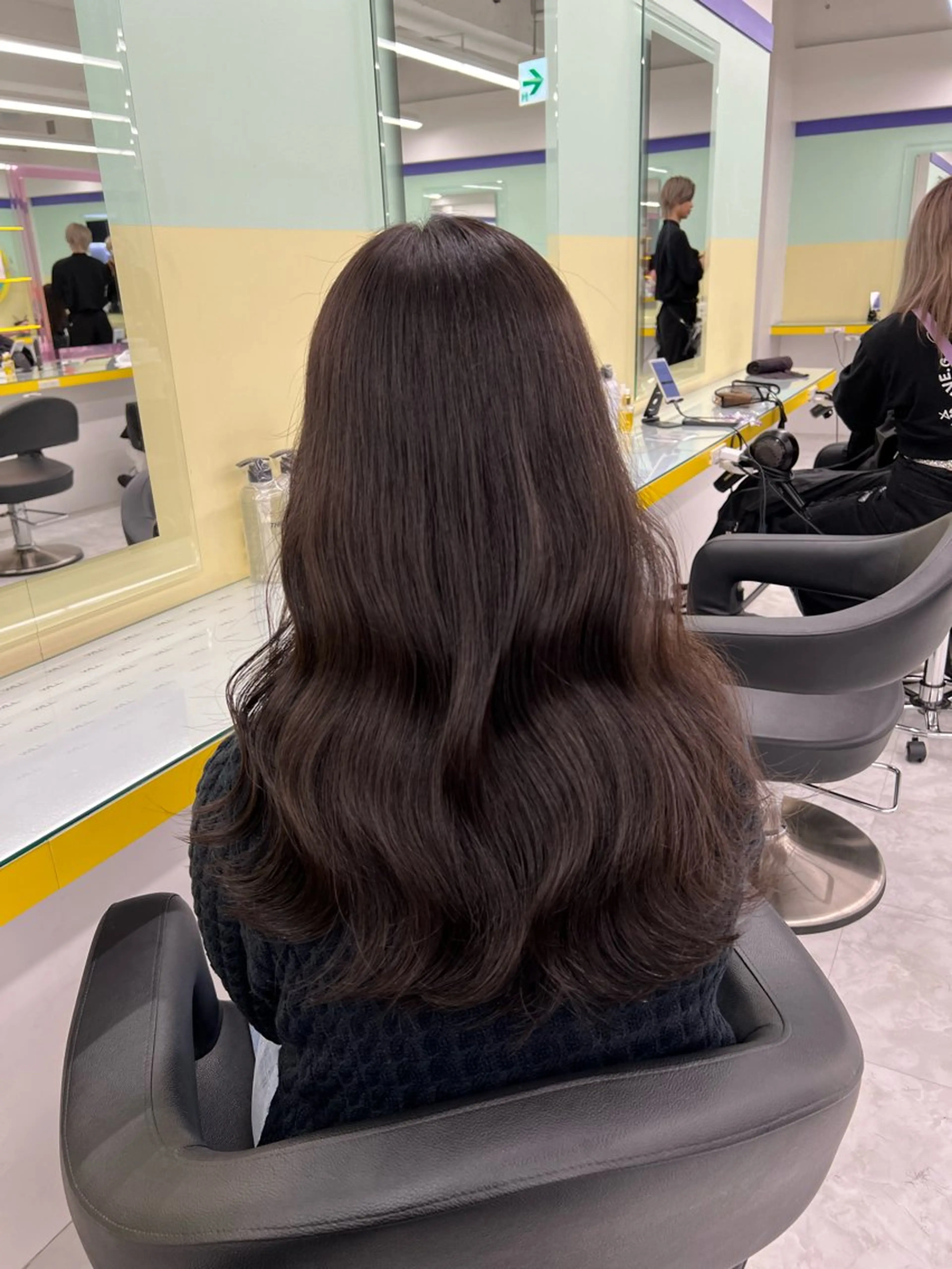 セミロング レイヤー/韓国❣️ 髪質改善/亘紘輝のヘアスタイル